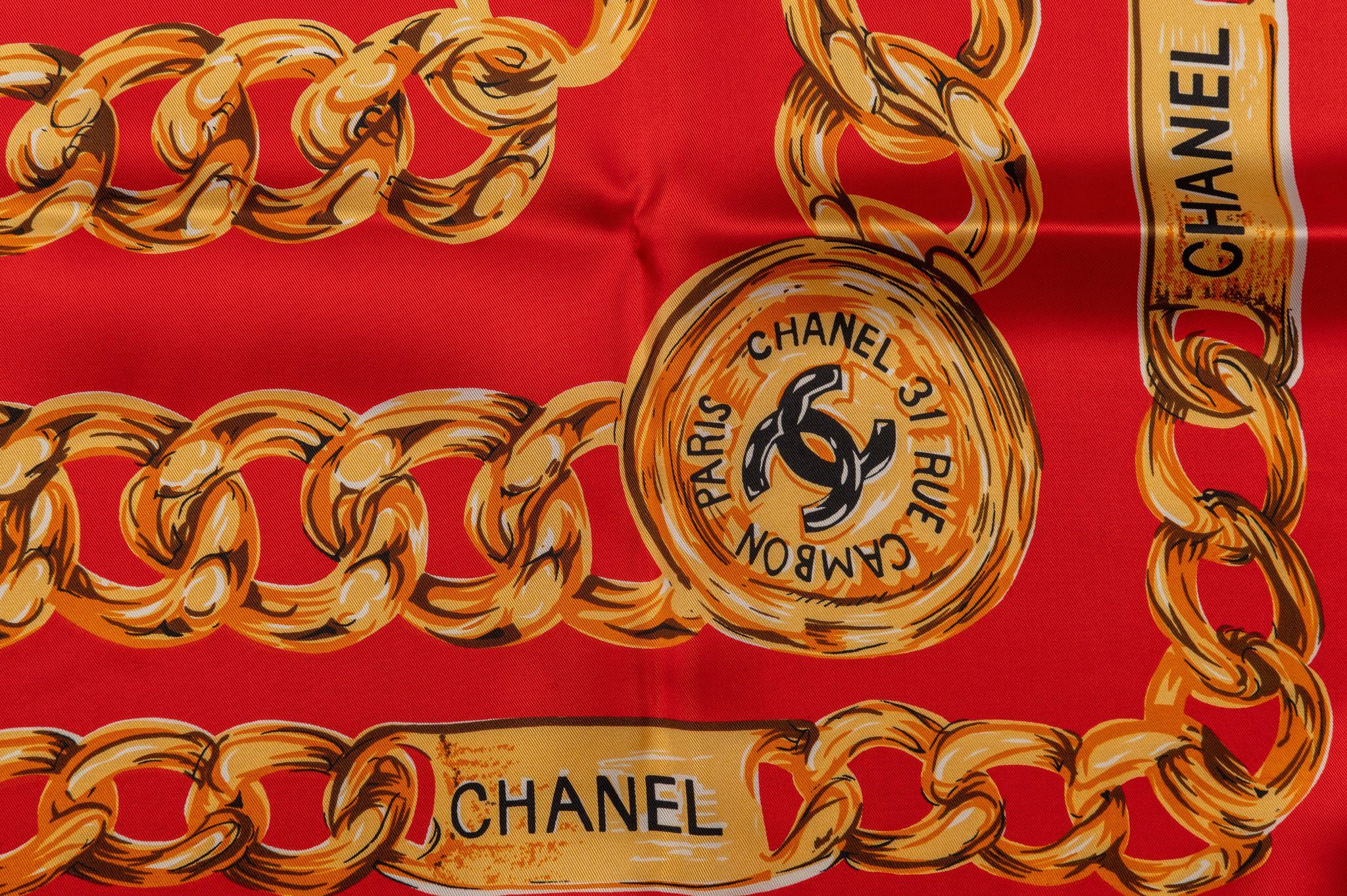 Chanel 80s Red Chains Silk Scarf In Excellent Condition For Sale In West Hollywood, CA