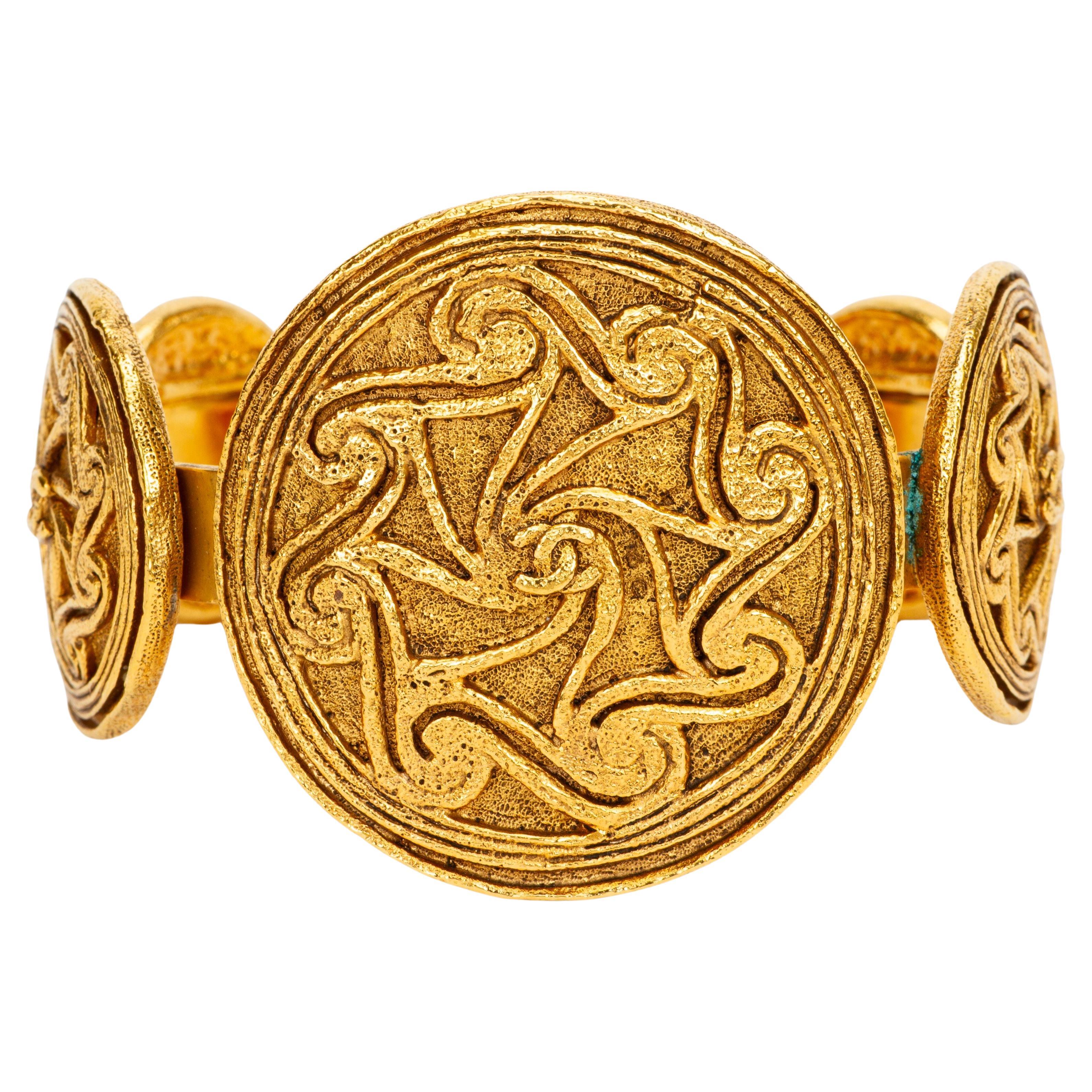 Chanel 80'S Shields Gold Cuff For Sale