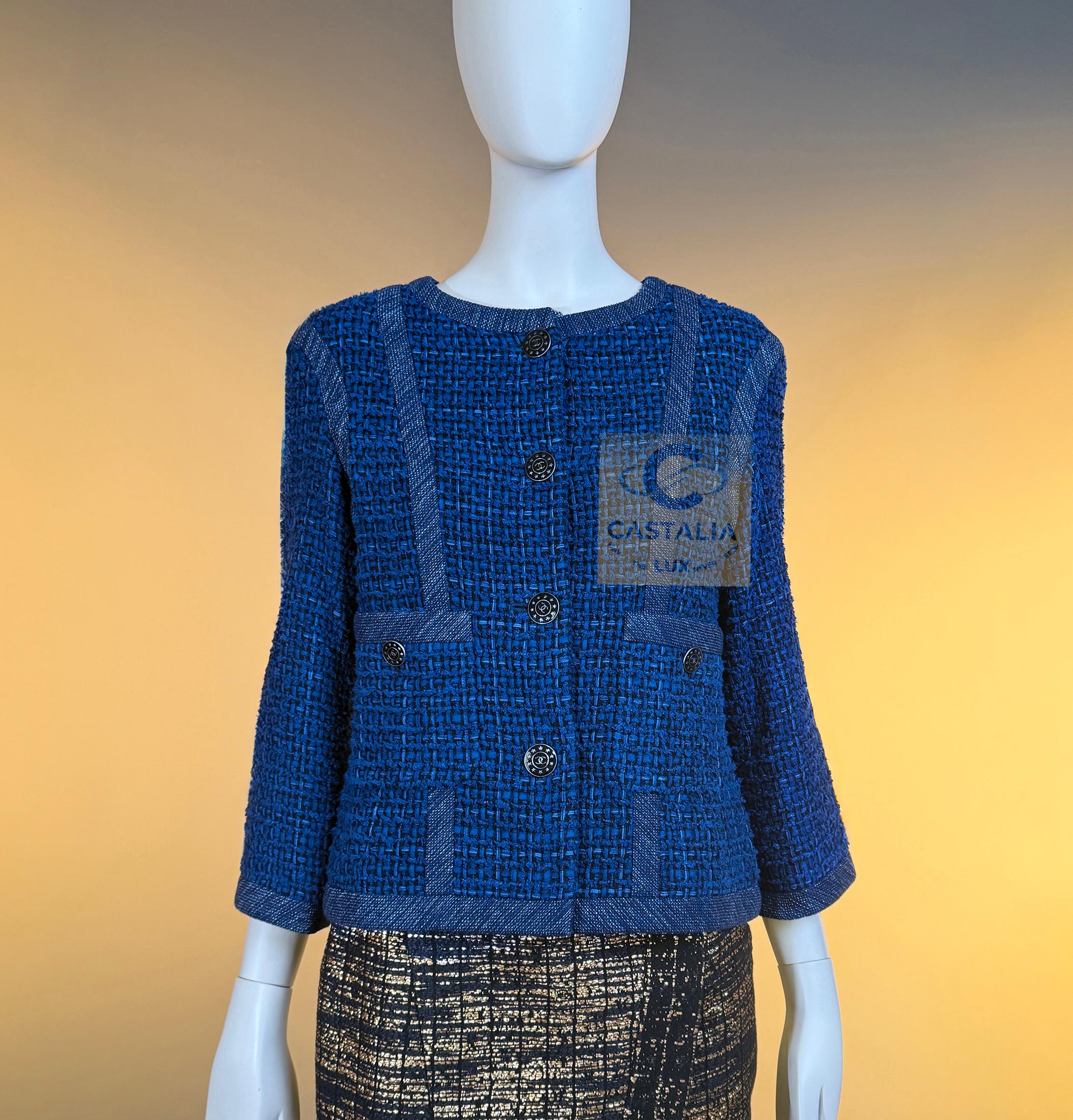 CHANEL 8K$ CC Knöpfe Königsblau Lesage Tweed Jacke 36 FR im Zustand „Neu“ im Angebot in Dubai, AE