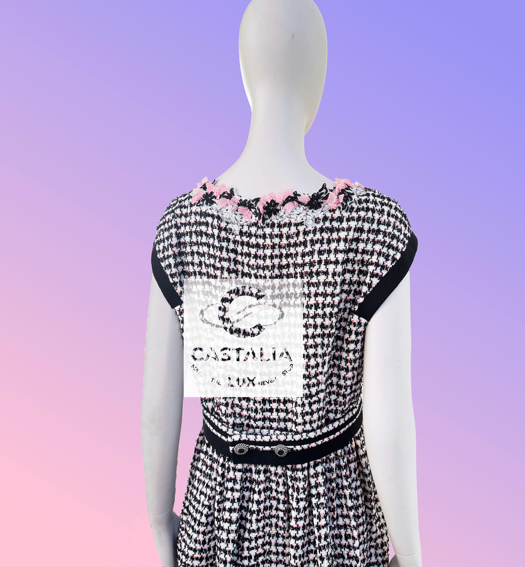 Chanel 8K$ Couture Grace Floral Tweed Dress 42 FR For Sale 8
