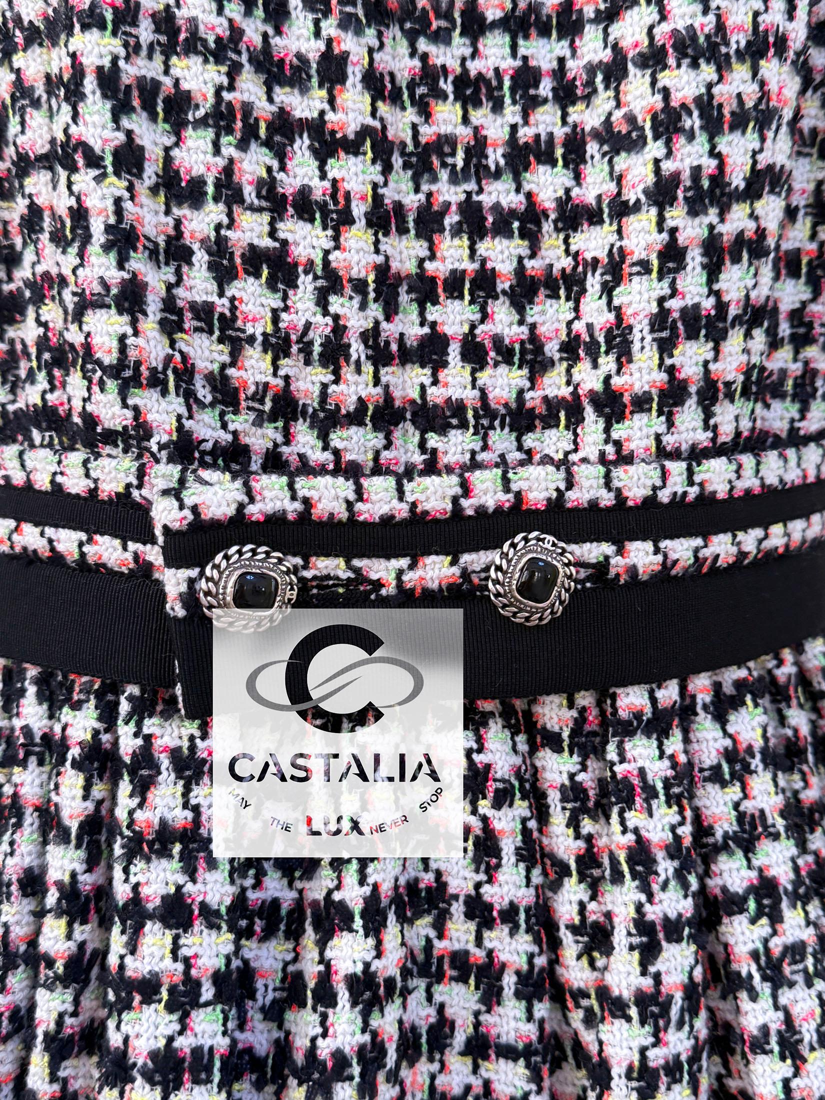 Chanel 8K$ Couture Grace Floral Tweed Dress 42 FR For Sale 11