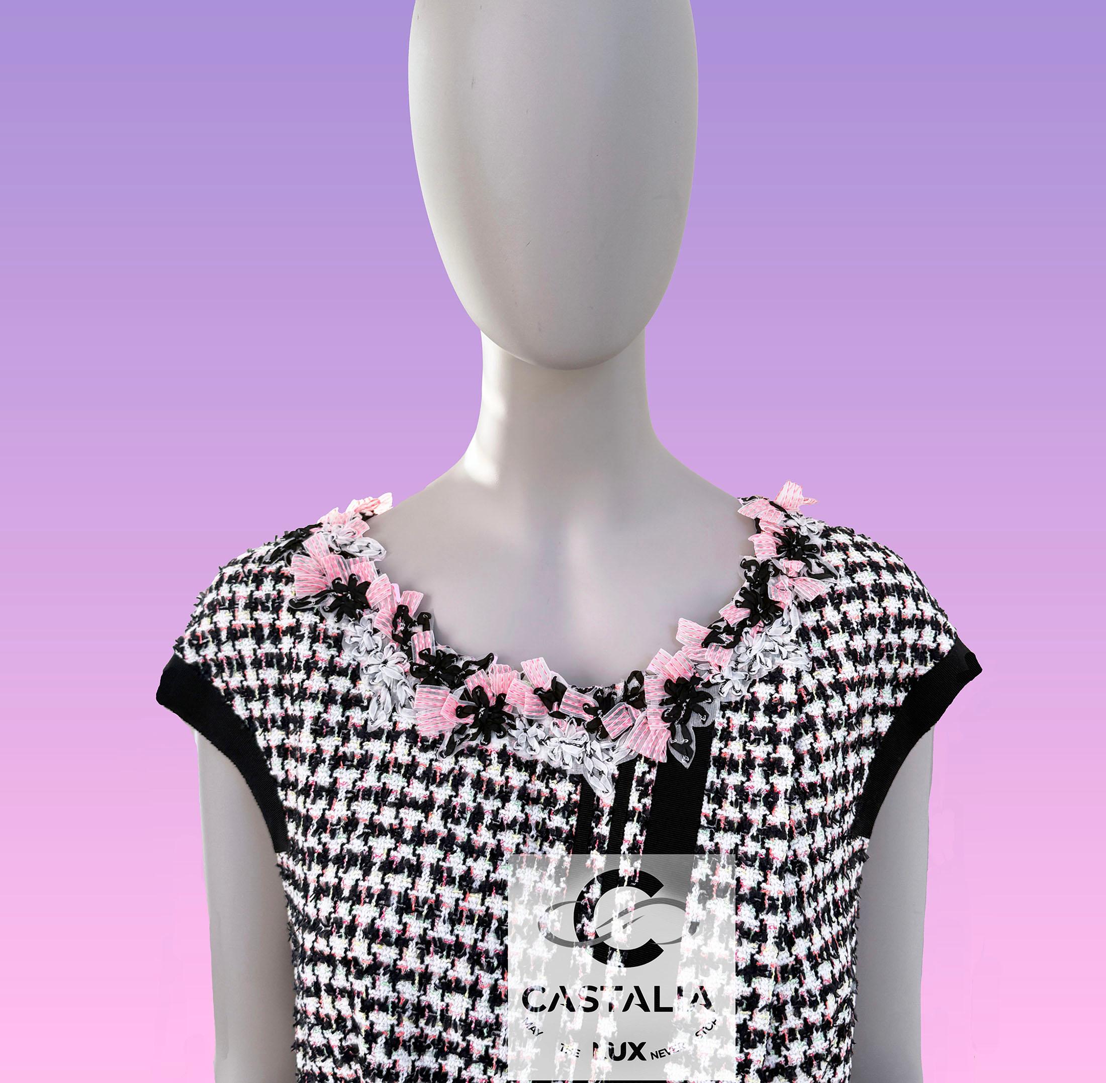Chanel 8K$ Couture Grace Floral Tweed Dress 42 FR For Sale 3