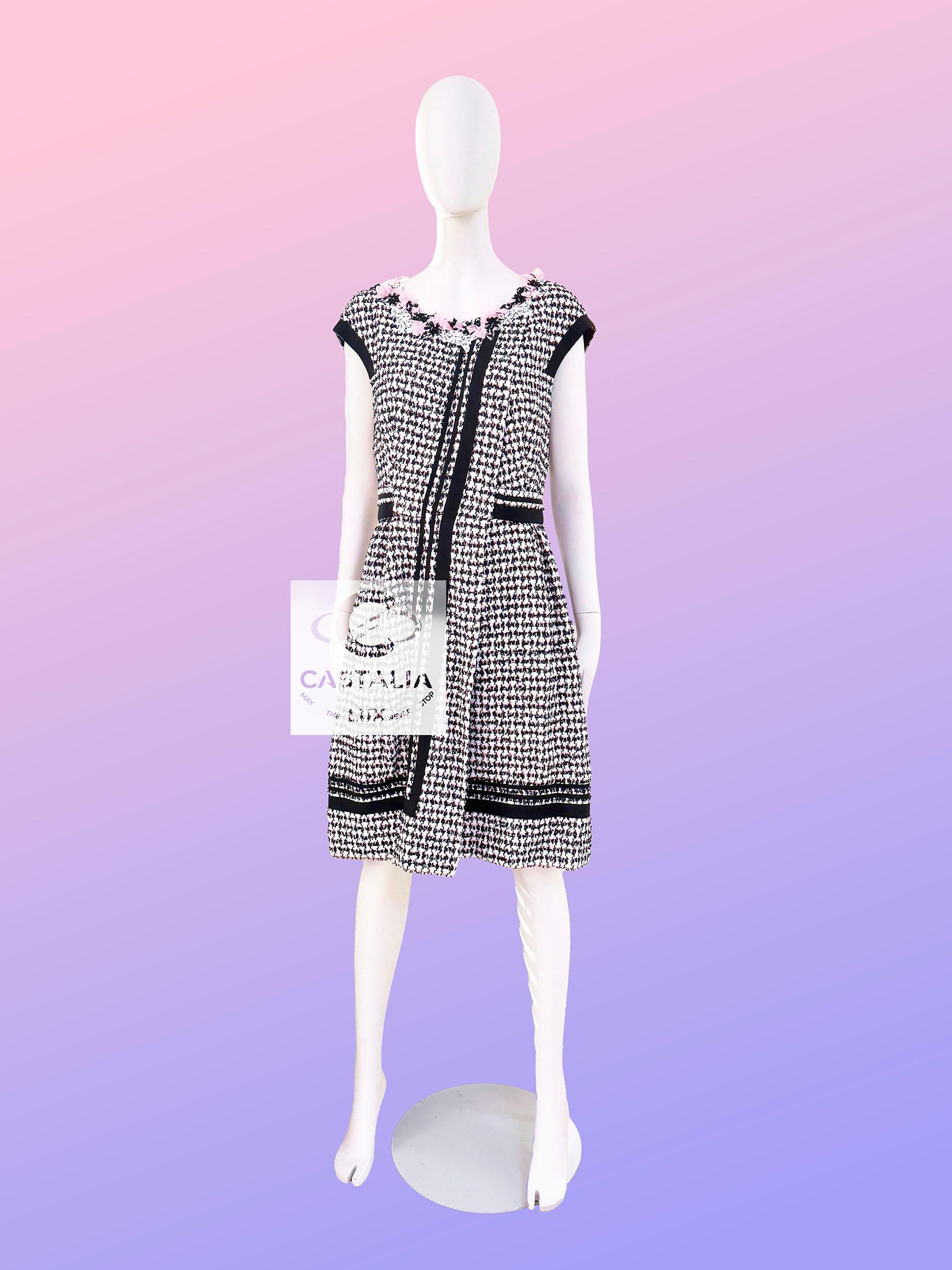 Chanel 8K$ Couture Grace Floral Tweed Dress 42 FR For Sale 4
