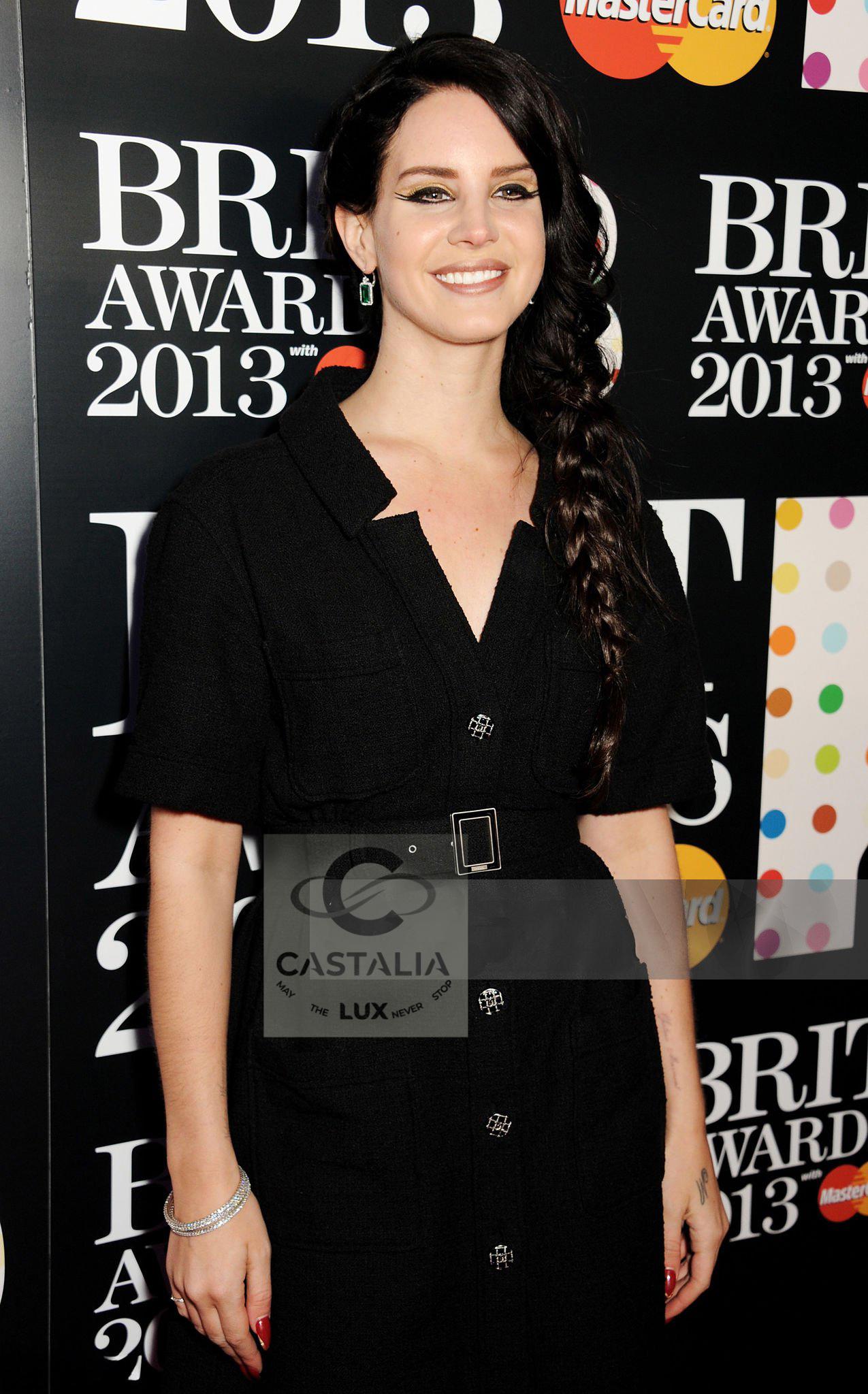 CHANEL 8K$ Vestido negro estilo Lana Del Rey con cinturón con logotipo 36 FR en venta 6