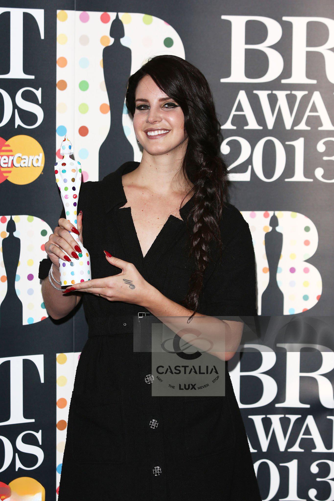 CHANEL 8K$ Vestido negro estilo Lana Del Rey con cinturón con logotipo 36 FR en Excelente estado para la venta en Dubai, AE