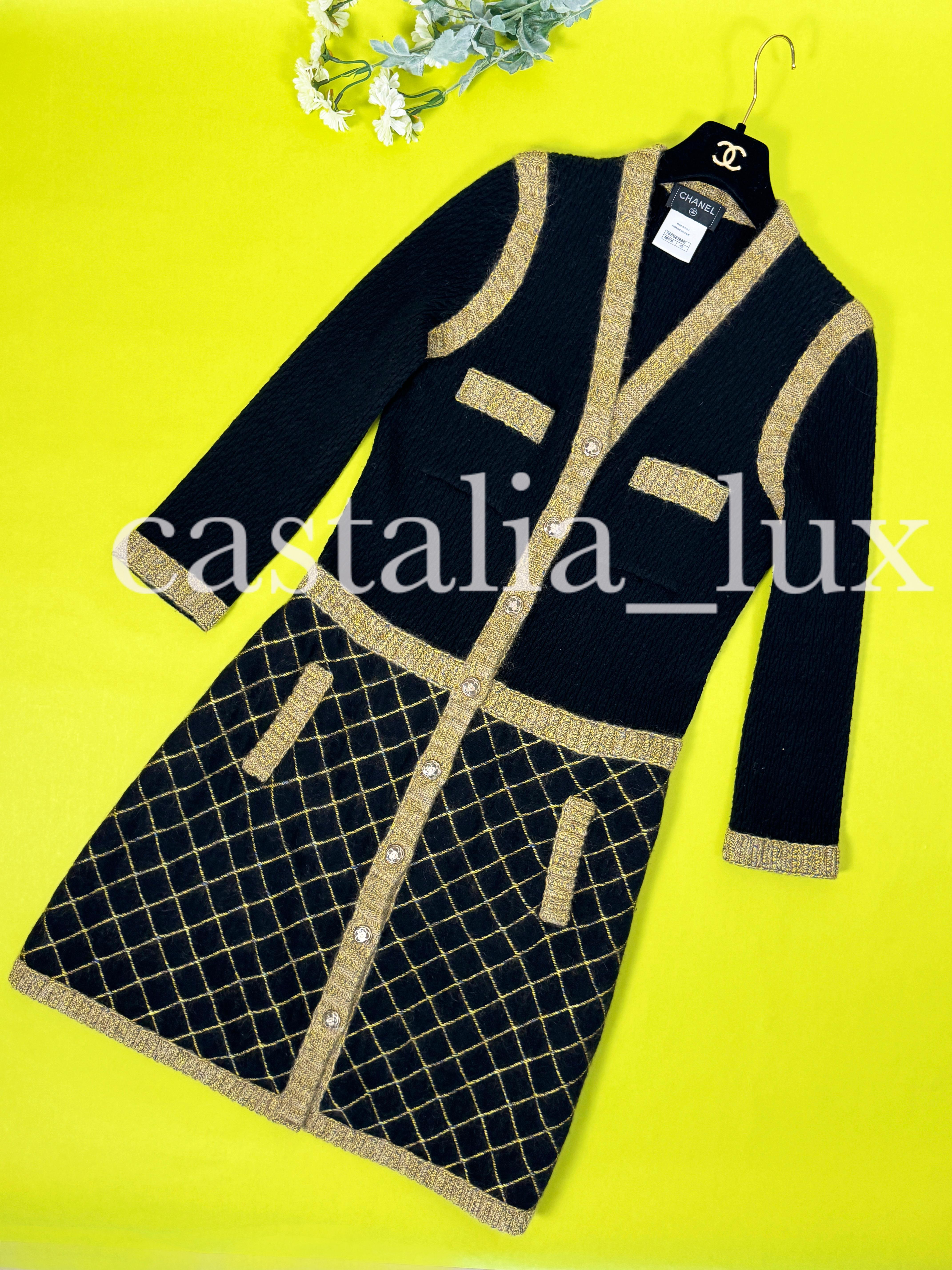 Chanel 8K$ New Iconic Coco Brasserie Quilted Jacket Dress For Sale 7