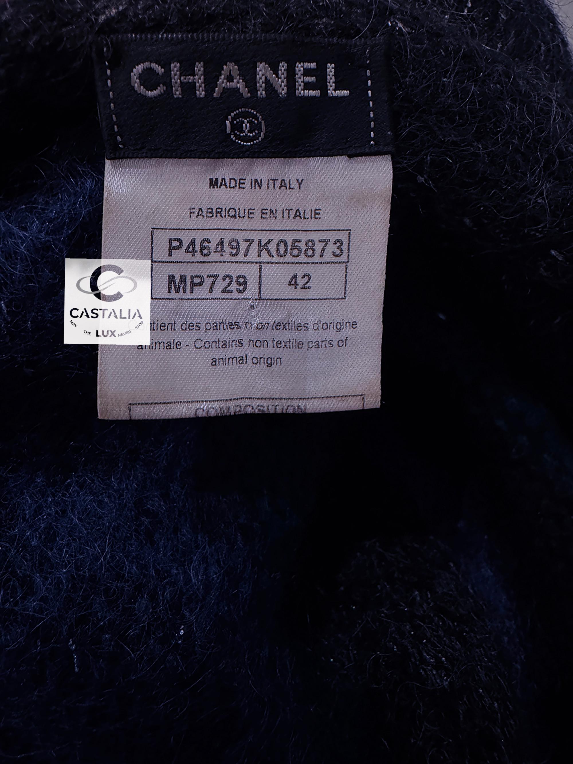 Chanel 8K$ New Paris / Edinburgh Runway Cashmere Coat 42 FR In New Condition For Sale In Dubai, AE