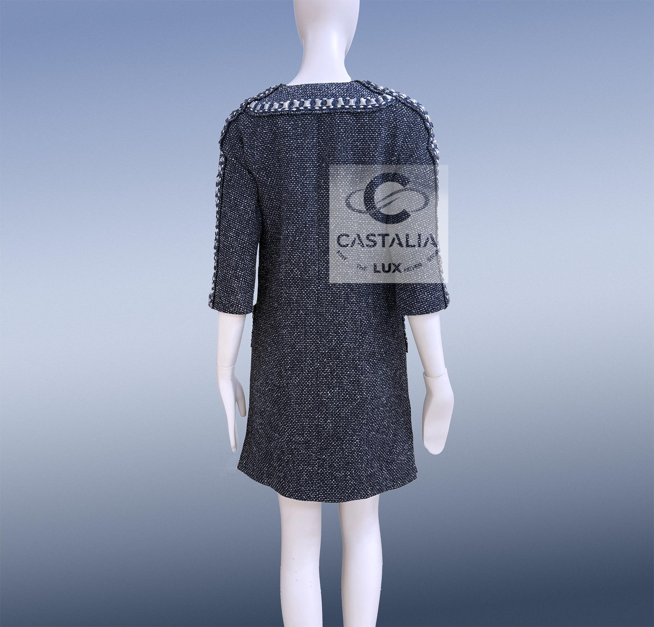CHANEL 8K$ New Paris / Rom Tweed Kleid 36 FR im Angebot 8