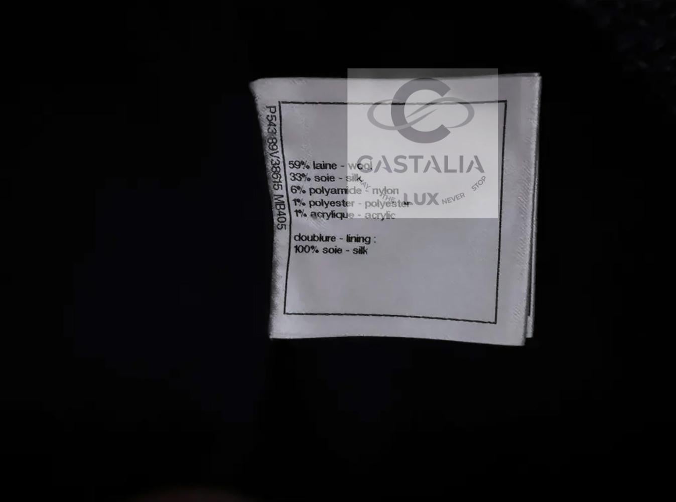 CHANEL 8K$ New Paris / Rom Tweed Kleid 36 FR im Angebot 12