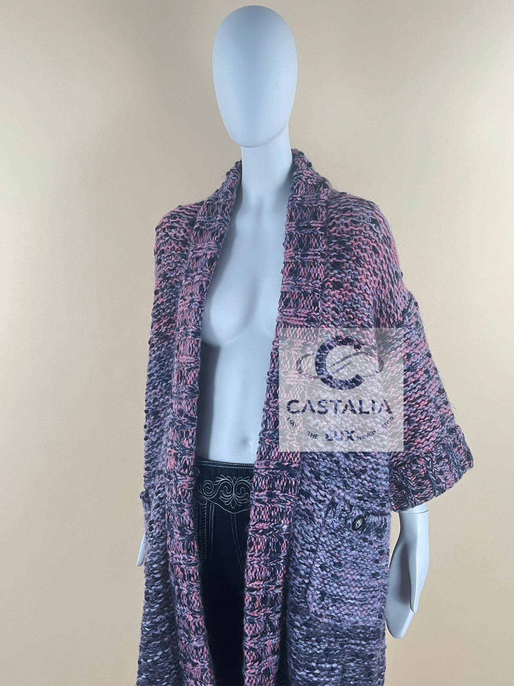 CHANEL 8K$ Paris / Edinburgh Entspannter Boucle-Mantel 34 FR im Angebot 9