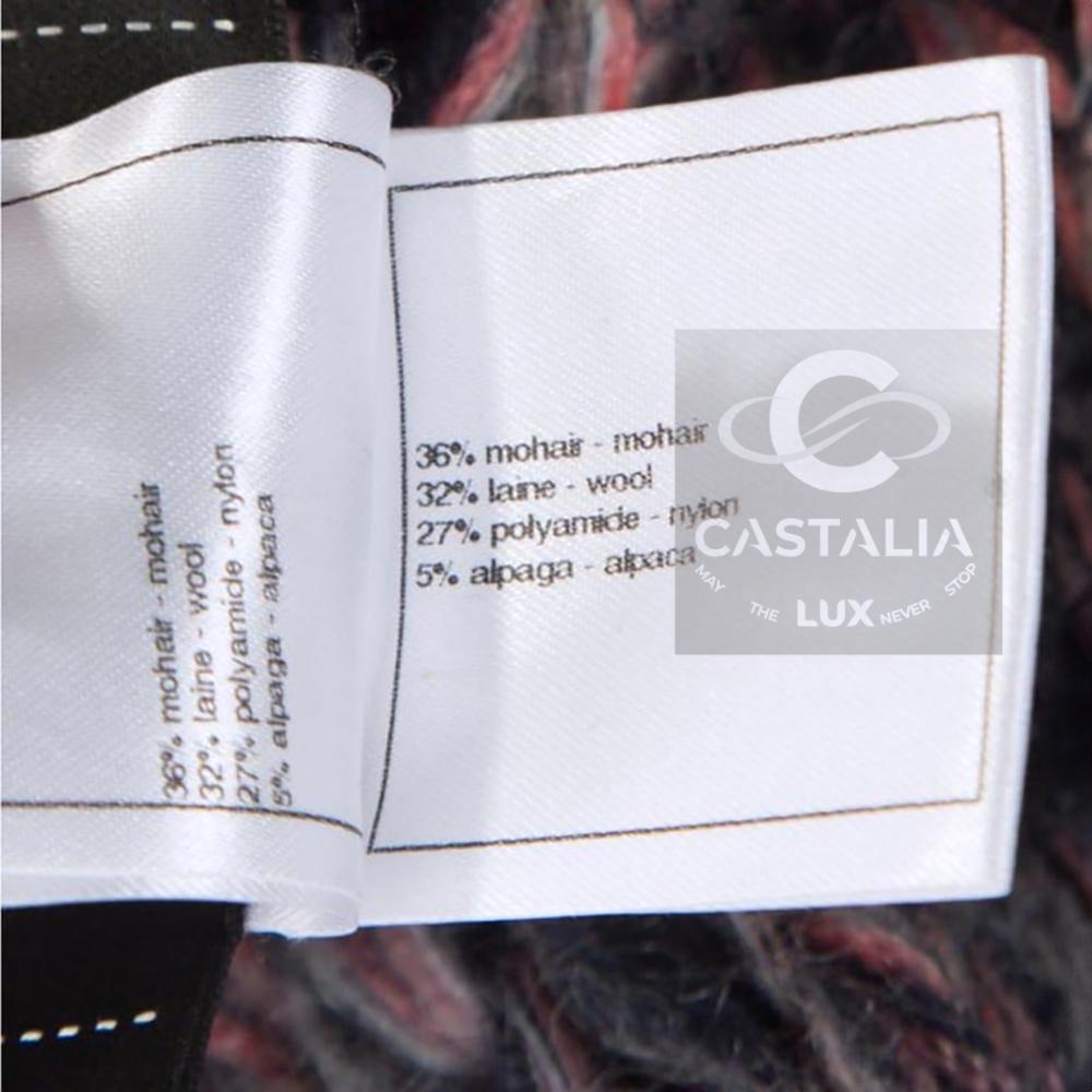 CHANEL 8K$ Paris / Edinburgh Entspannter Boucle-Mantel 34 FR im Angebot 13