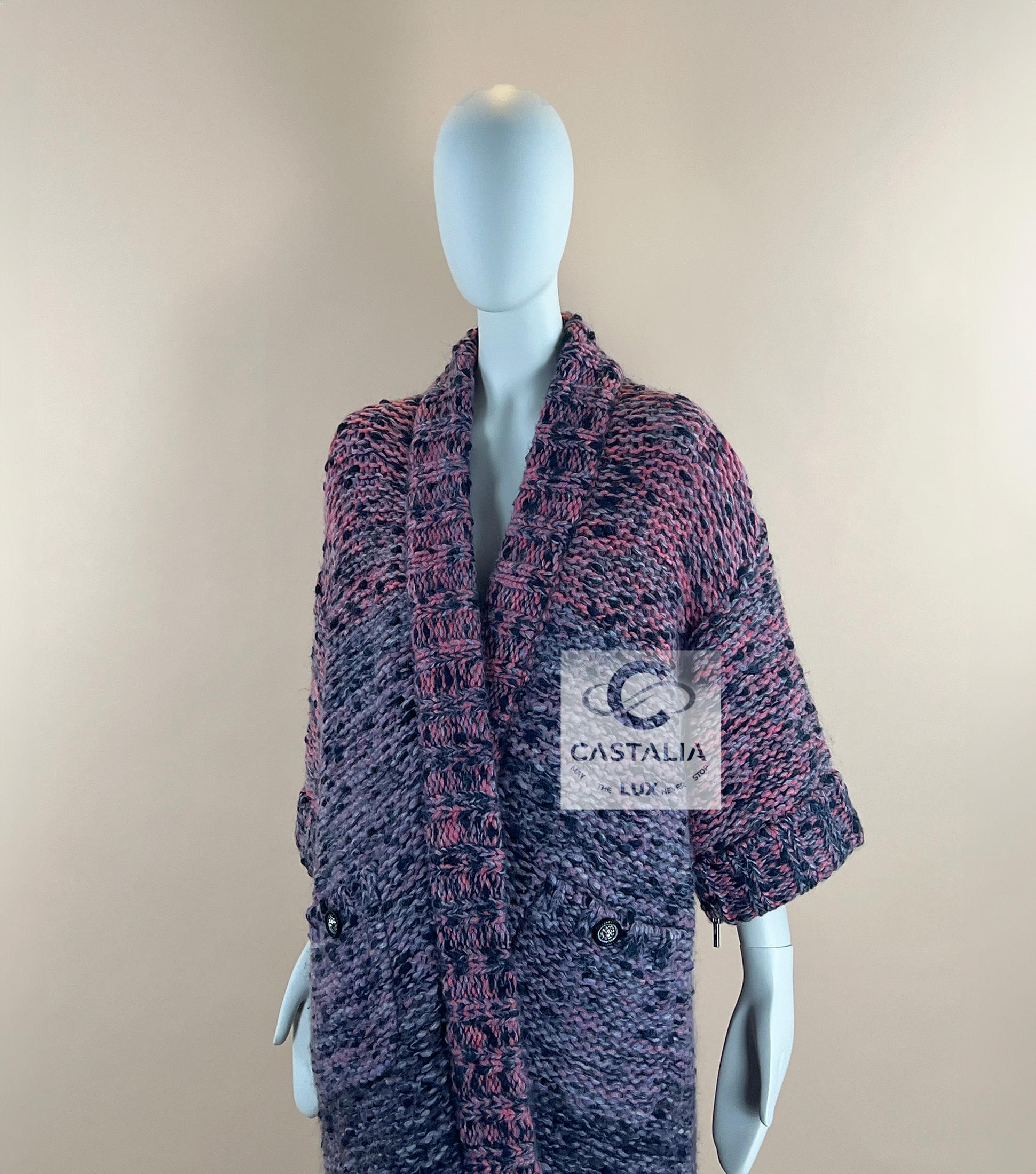 CHANEL 8K$ Paris / Edinburgh Entspannter Boucle-Mantel 34 FR im Angebot 2