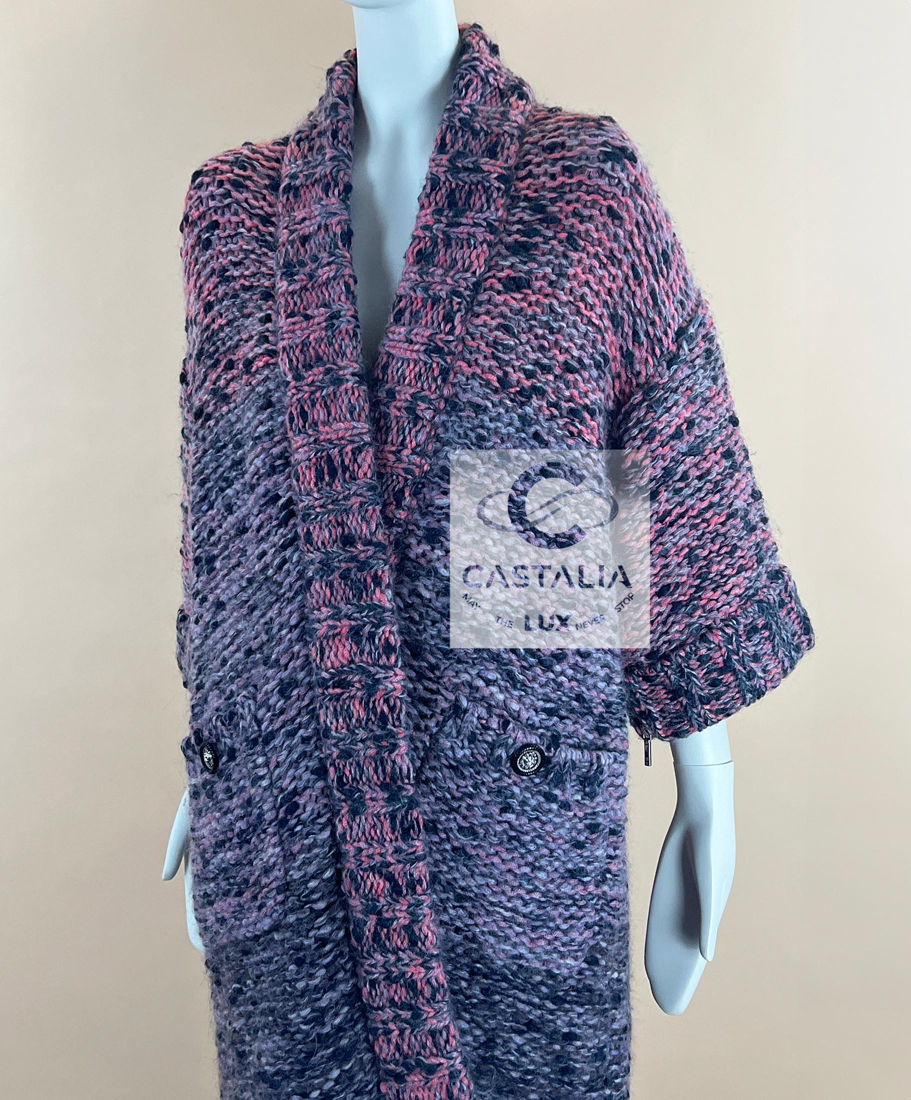 CHANEL 8K$ Paris / Edinburgh Entspannter Boucle-Mantel 34 FR im Angebot 3