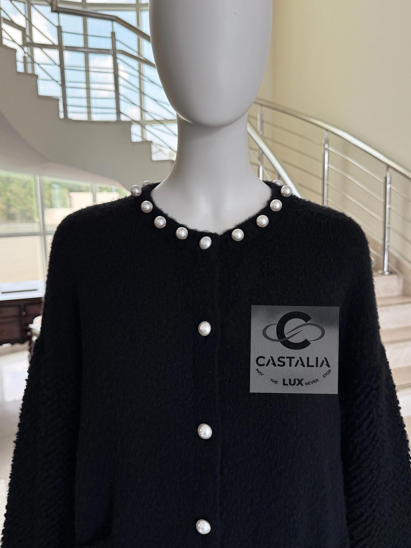 Black Chanel 8K$ Pearl Embellished Boucle Cashmere Jacket 40 FR For Sale