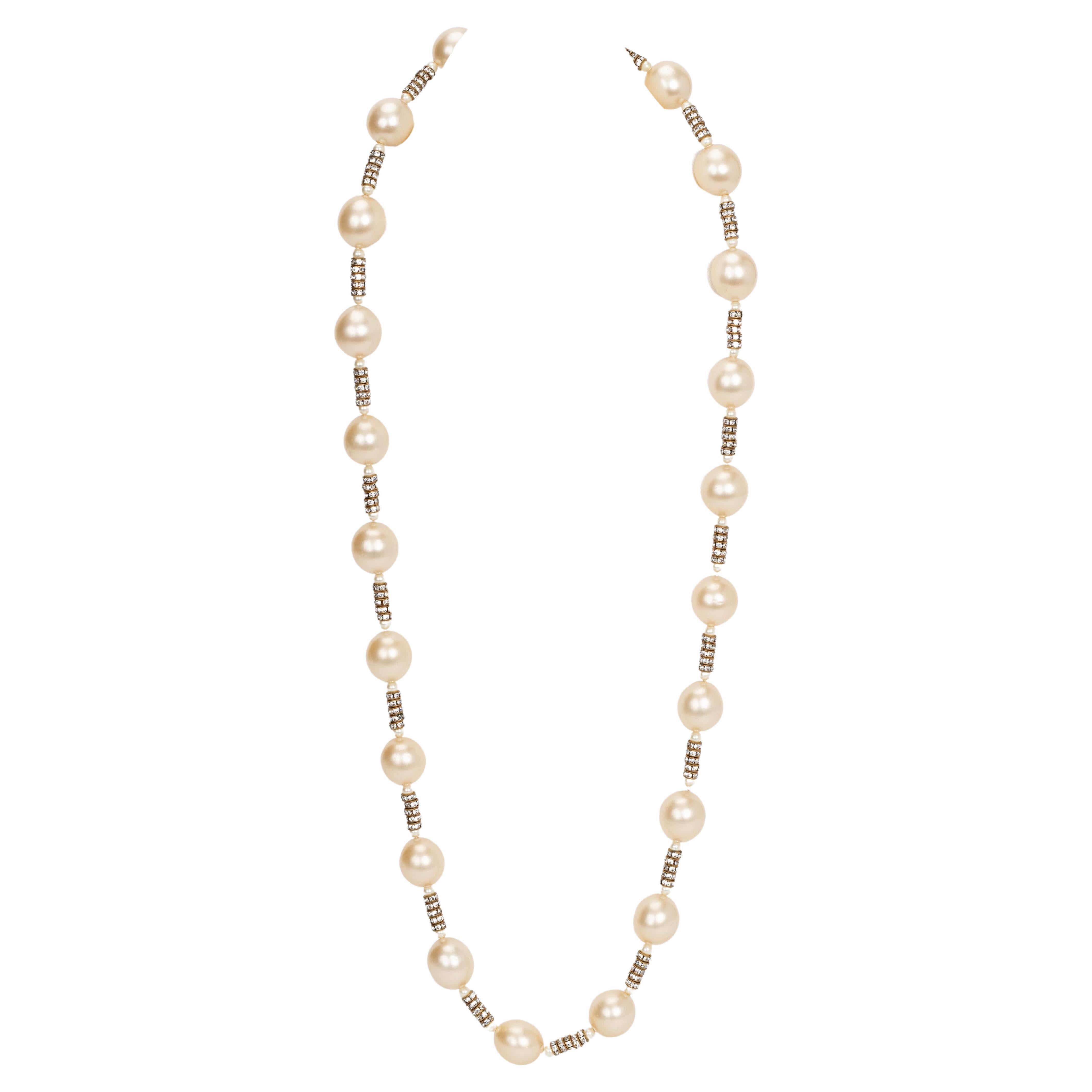 Chanel 90 Gripoix Pearl Sautoir Necklace