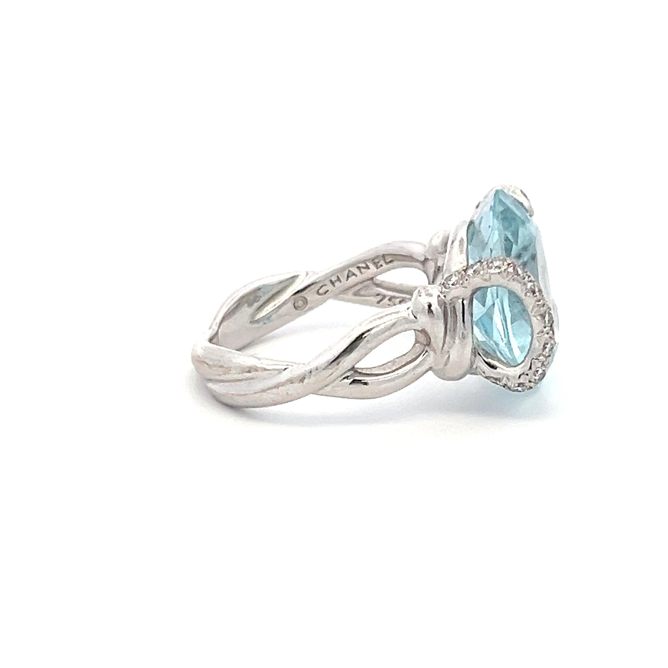 Designer:
CHANEL
Title:
Chanel 9.00 Carat Cushion Modified Brilliant Cut 0.12 Carat Round Brilliant G VS Diamond 18 Karat White Gold Cocktail Ring
Style:
Cocktail
Metal:
18 Karat White Gold
Gemstone 1:
0.12 Carat Diamond
Number of