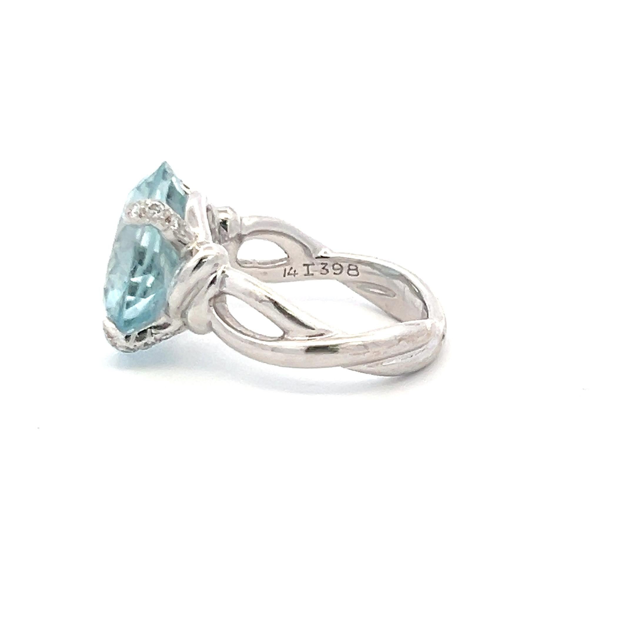 Chanel 9.00 Carat Aquamarine 0.12 Carat Round Diamond 18K WG Cocktail Ring In Good Condition For Sale In New York, NY