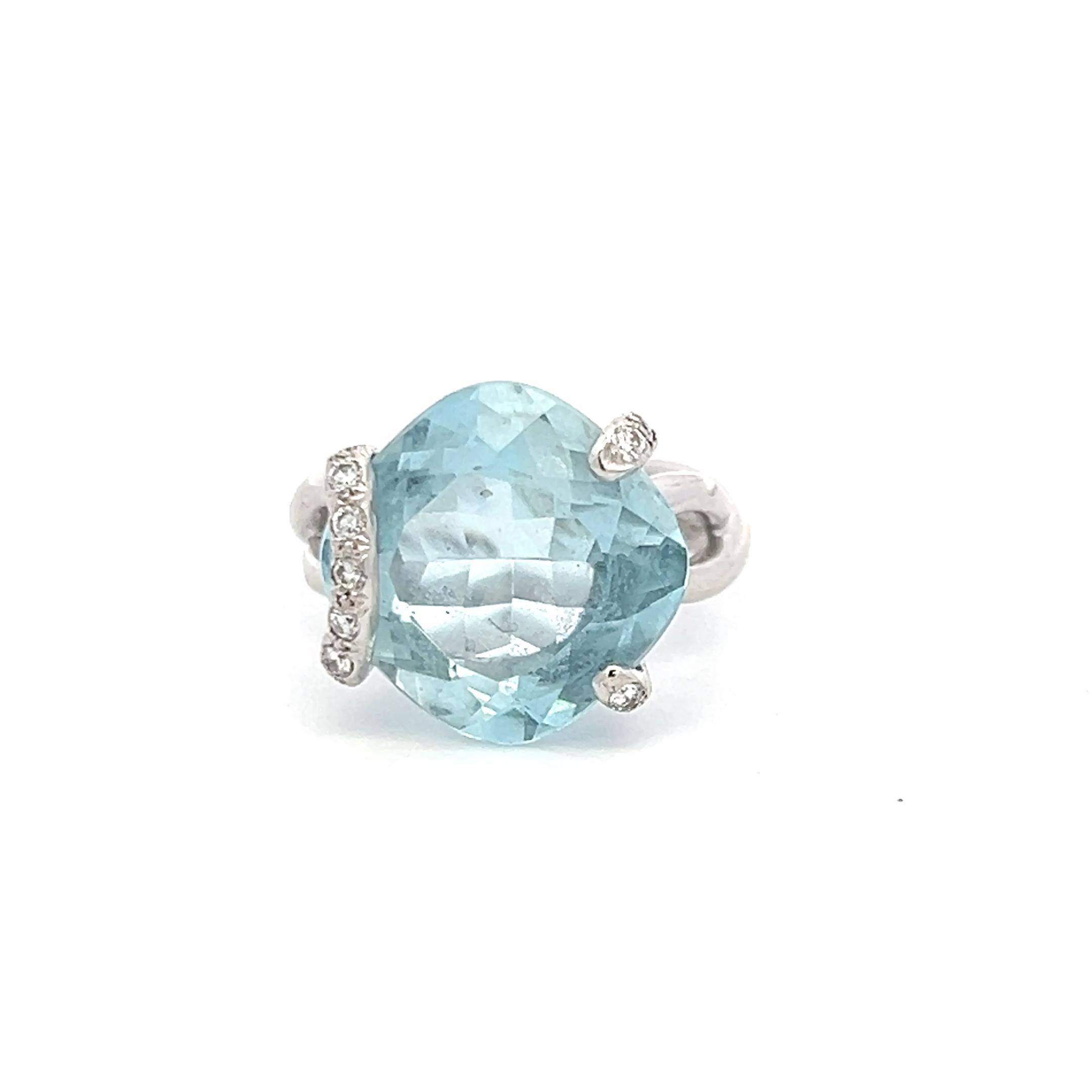Women's Chanel 9.00 Carat Aquamarine 0.12 Carat Round Diamond 18K WG Cocktail Ring For Sale