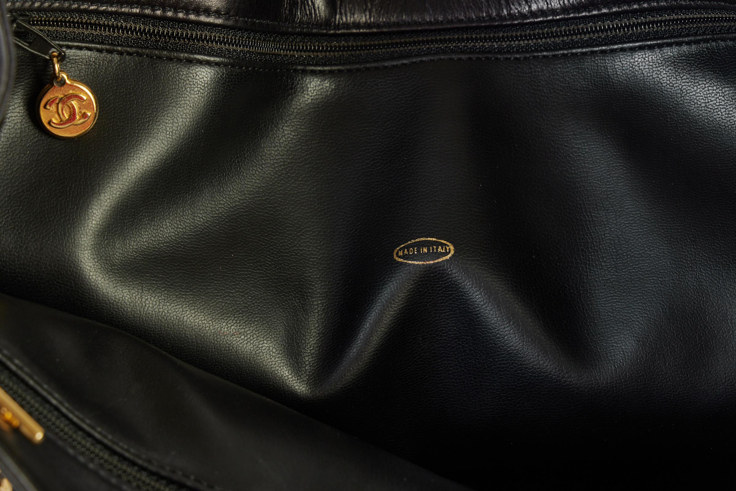 Chanel 90s Black Large Vintage Leather Shoulder Bag 3