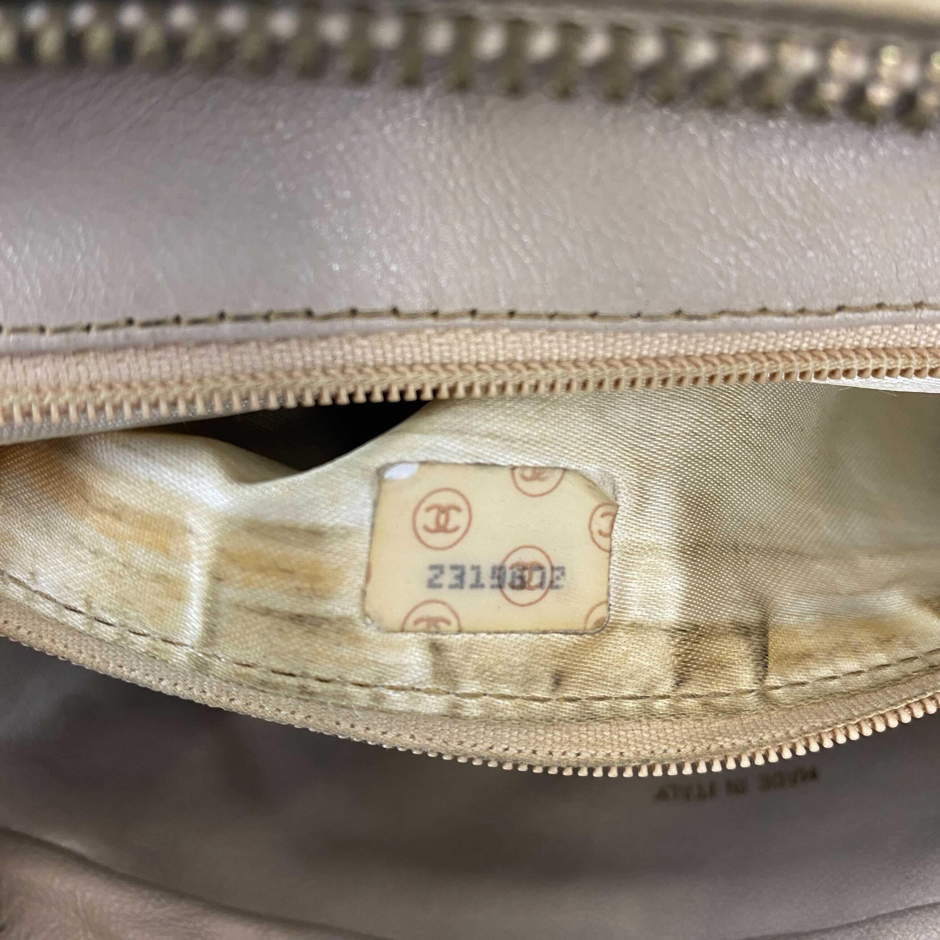 CHANEL - 90's CC Gold Leather Vintage Crossbody /Shoulder Bag W/ Tassel 13