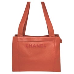 Chanel 90er Jahre Orange Kaviar besticktes Logo Shopper Tote mit Logo