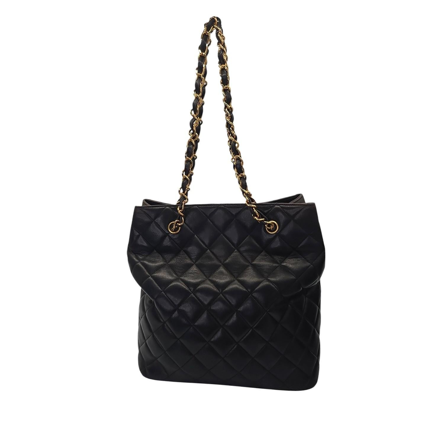 Black Chanel 90s Quilted Lambskin Oversize CC Shopping Tote For Sale