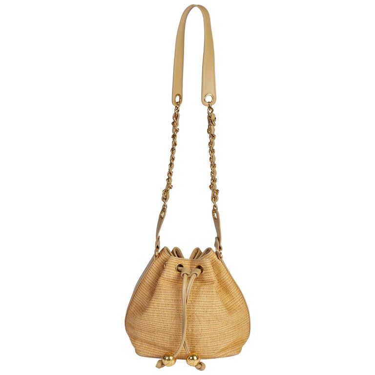 Chanel - Drawstring Bag in Beige