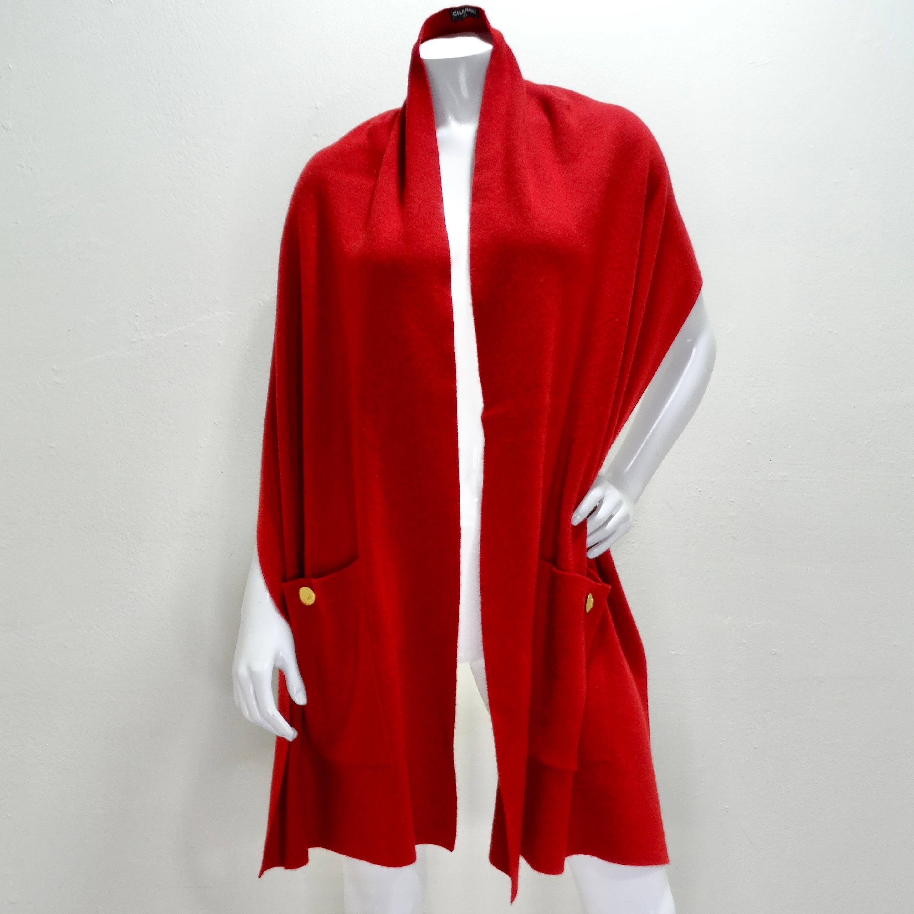 Chanel - Écharpe de poche en cachemire rouge des années 90 en vente 5