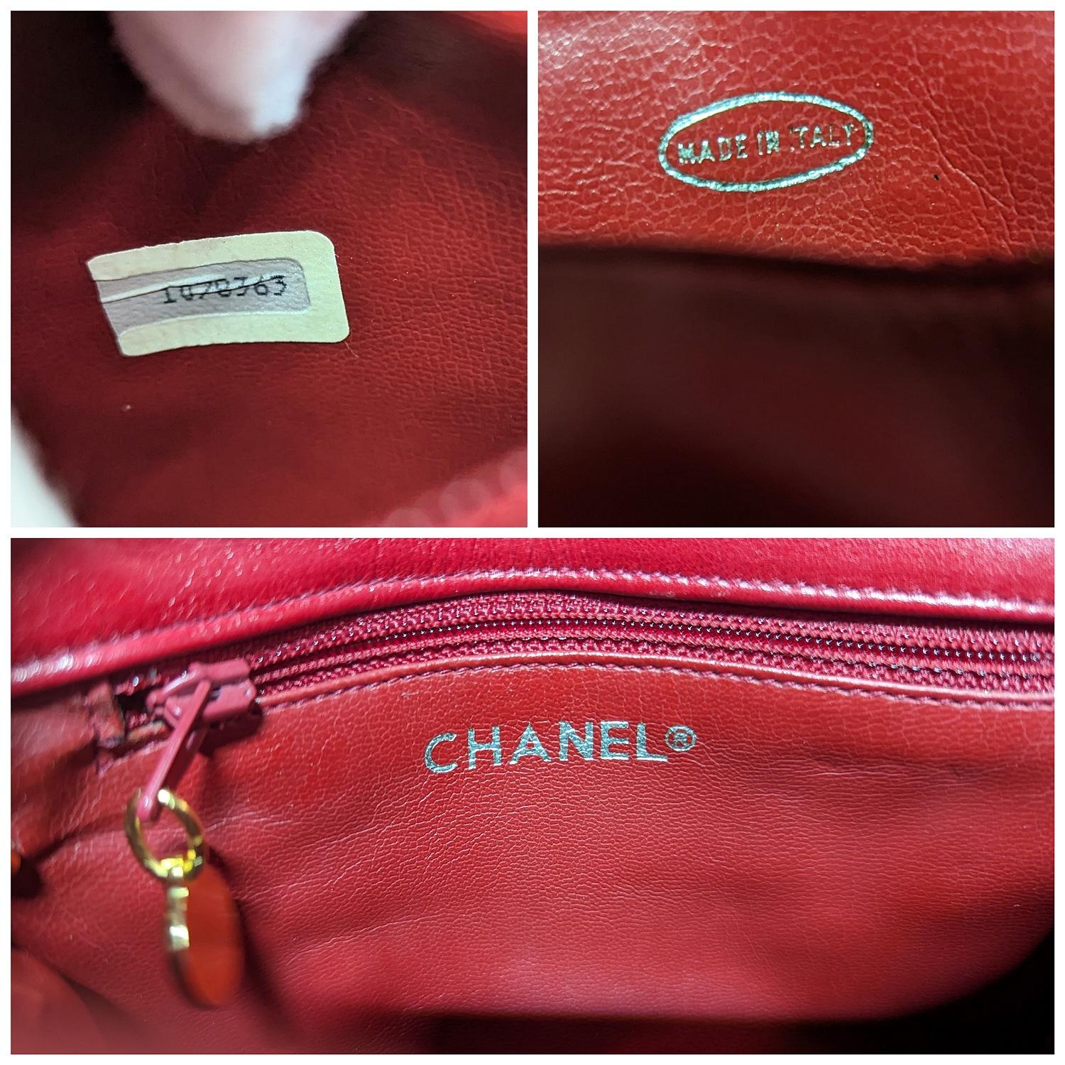 Chanel 90s Red Lambskin Quilted Mini CC Flap Messenger For Sale 4