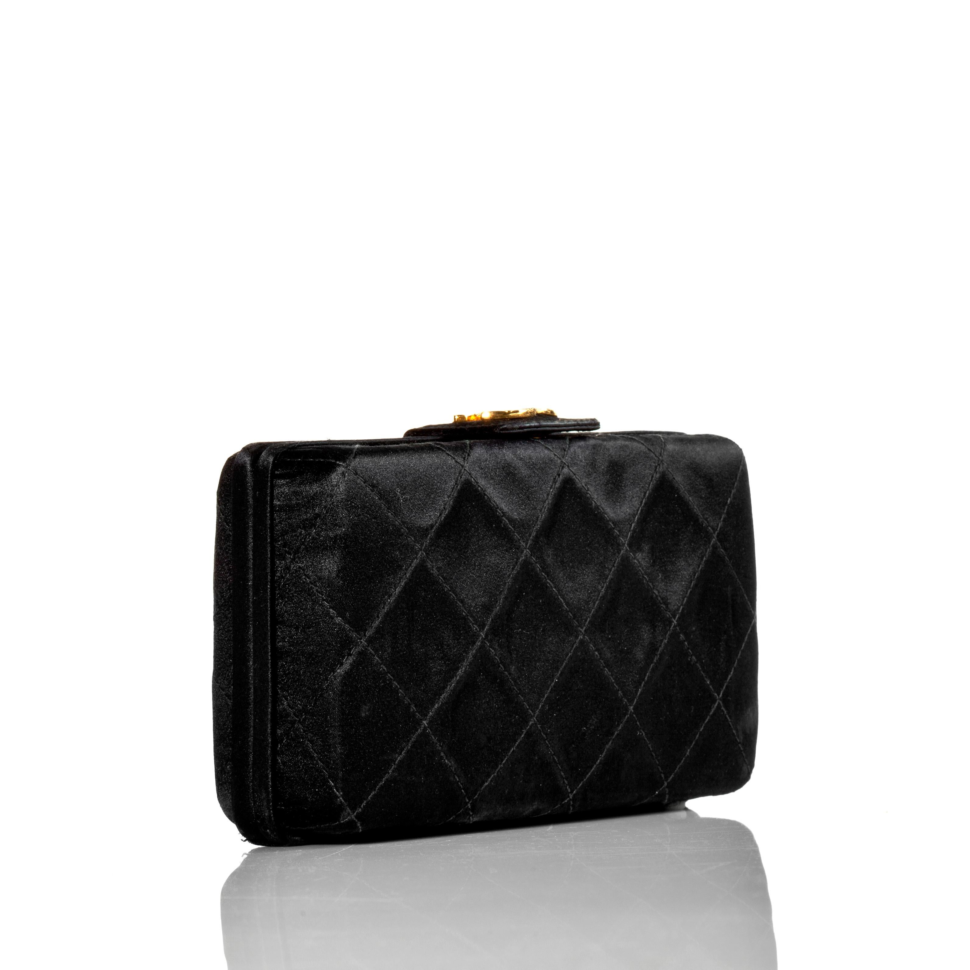 Chanel 90's Satin Silk Quilted Mini Gala Red Carpet Clutch  For Sale 2