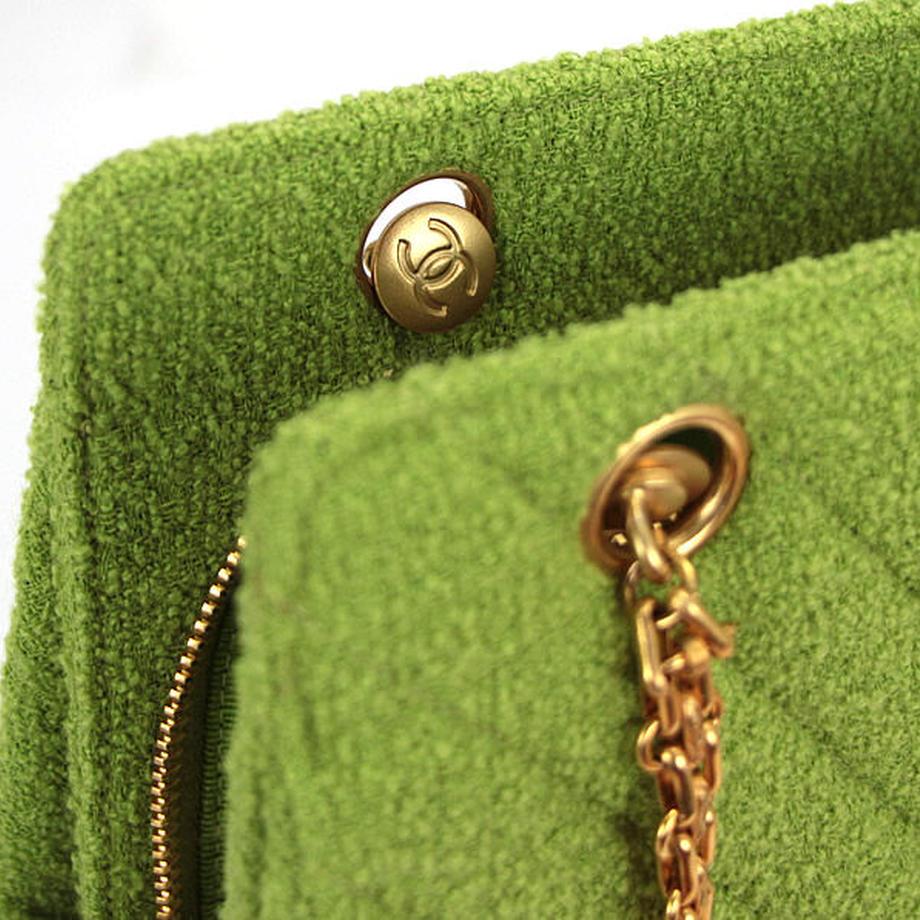 Chanel 90's Vintage 1990's Tweed Chevron Lime Green Classic Reissue Tote Bag For Sale 1