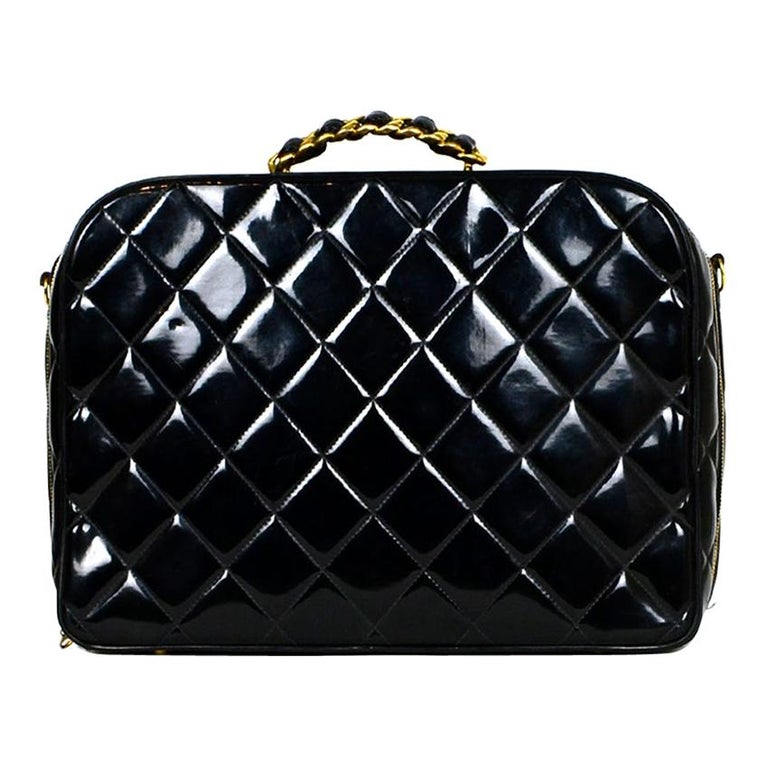 Chanel '90s Vintage Black Patent Leather Quilted Zip Around Bag
