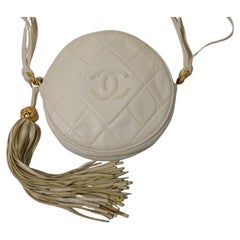 Chanel 90s Vintage Quilted White Lambskin Leather Round Fringe Pochette