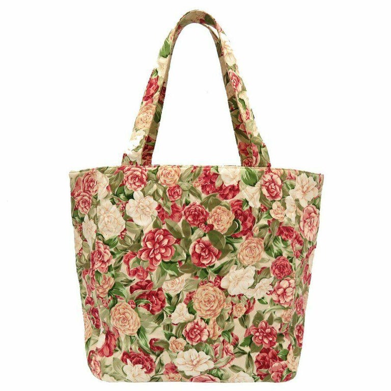Chanel 90's Vintage Rare Spring Floral Large Shopping Tote Flower Beach  Quilted For Sale at 1stDibs