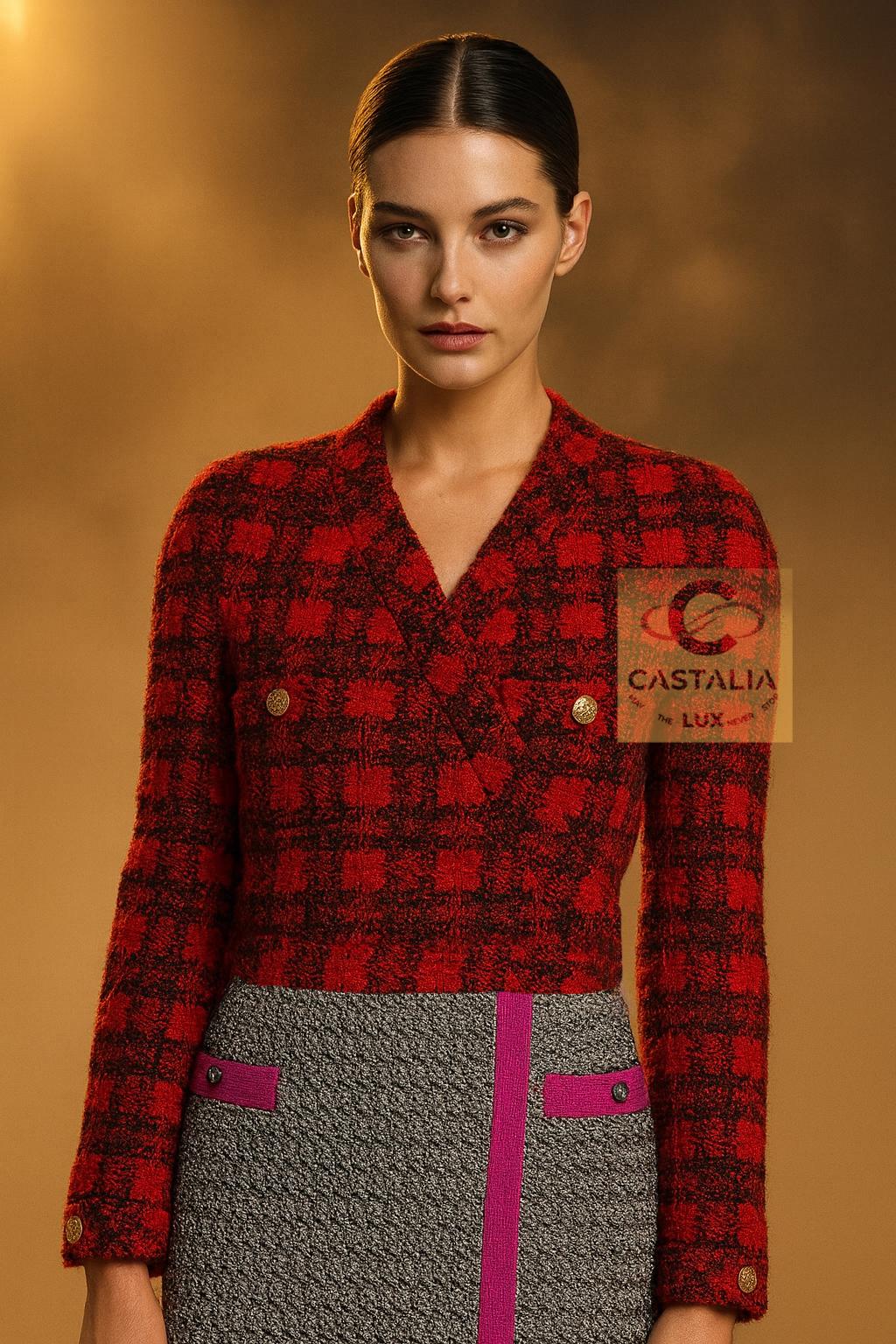 Chanel 90s Vintage Relic Red Tweed Jacket con cintura in vendita 2