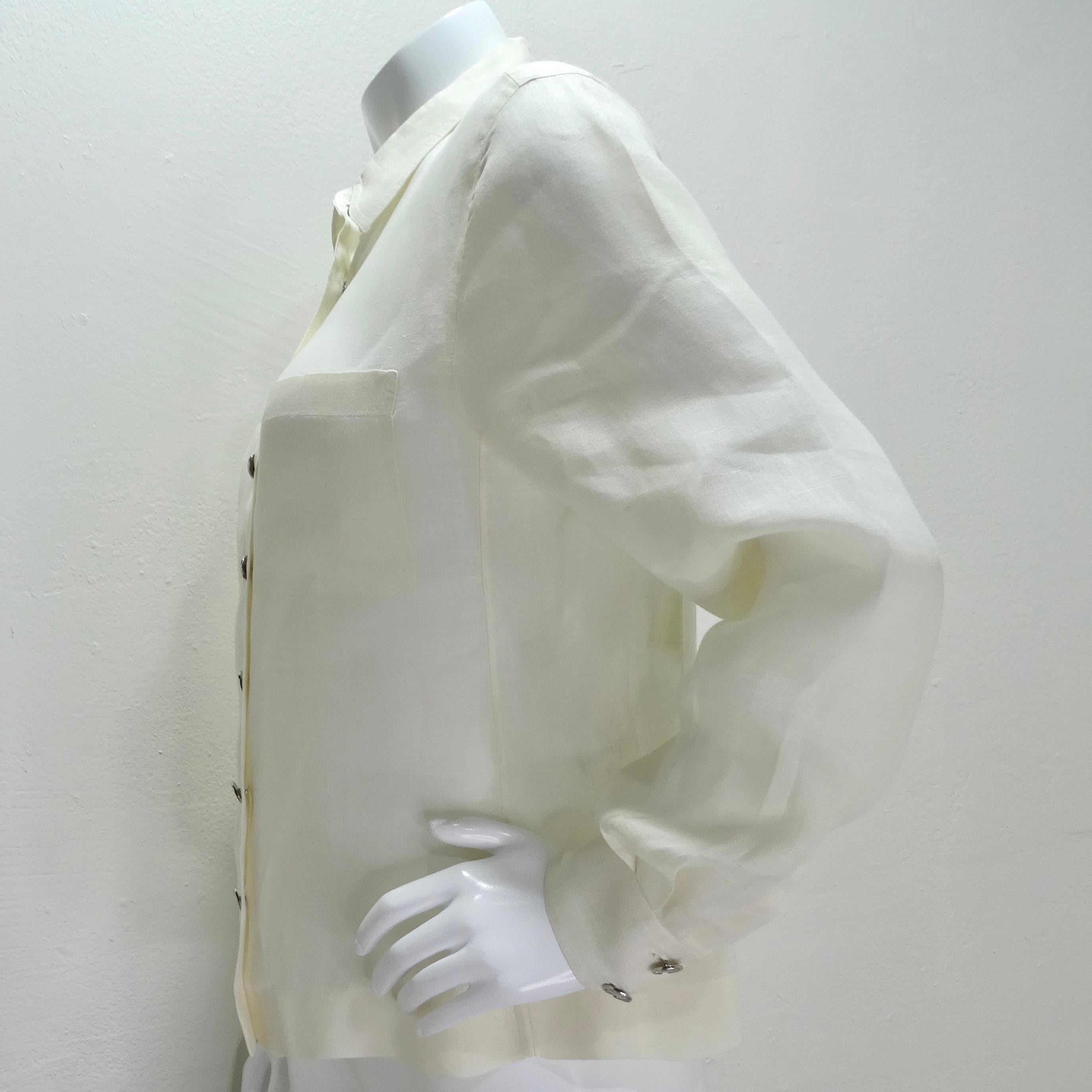 Chanel 90er Jahre Weißes Leinenhemd mit Knopfleiste im Angebot 4