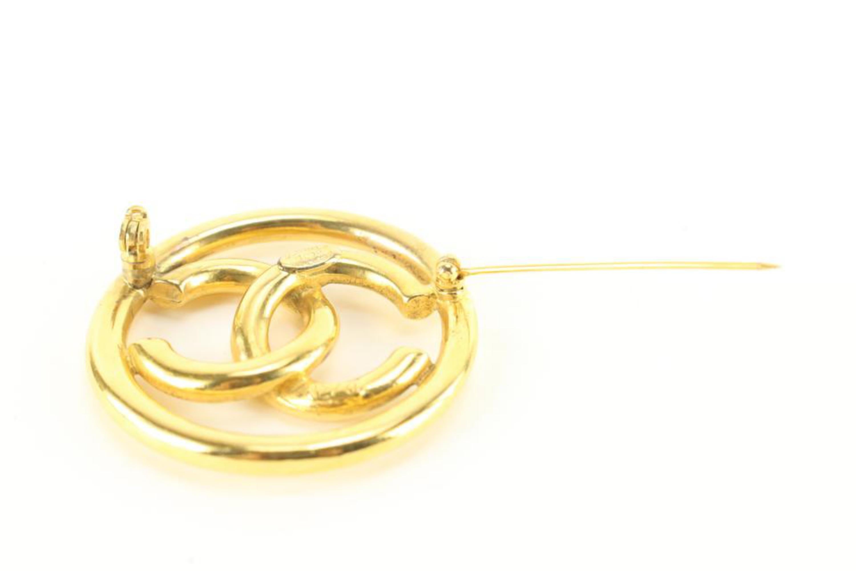 Chanel 93P 24k Gold Platin CC Logo Kreis Brosche Pin 31ck824s im Zustand „Gut“ im Angebot in Dix hills, NY