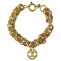 Chanel 93P Vintage Chunky Chain Choker Encircled CC Pendant Necklace 65221