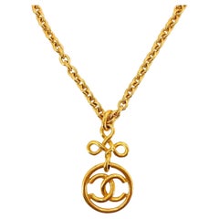 Chanel 93P Vintage Long Knotted Encircled CC Long Necklace Gold 66069