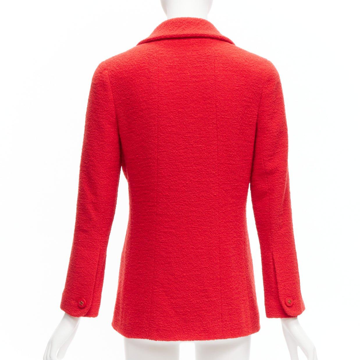 CHANEL 94A Vintage Runway rouge tweed doré bouton CC FR36 S en vente 1
