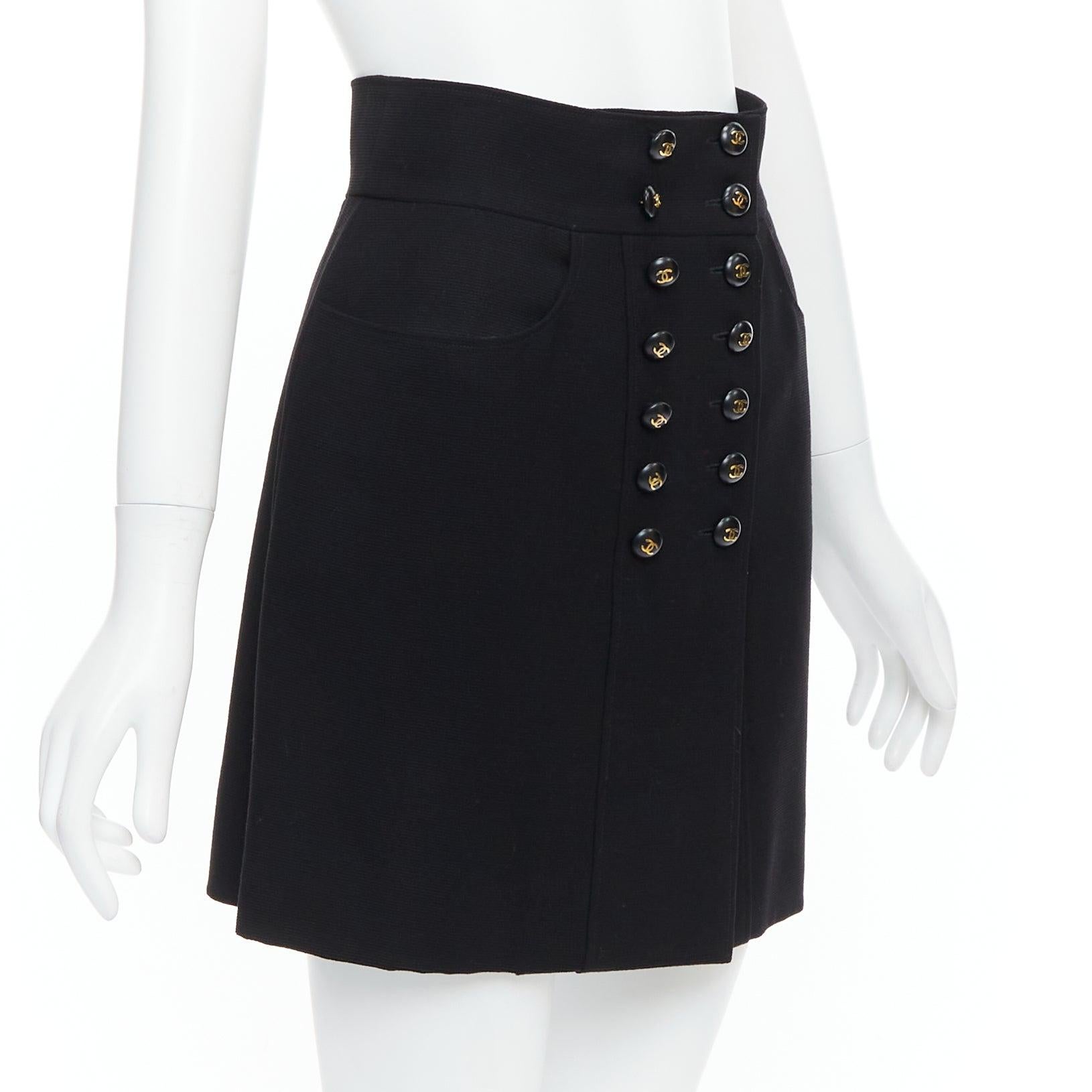 Black CHANEL 95C black  wool silk lined gold CC logo buttons skirt FR38 M