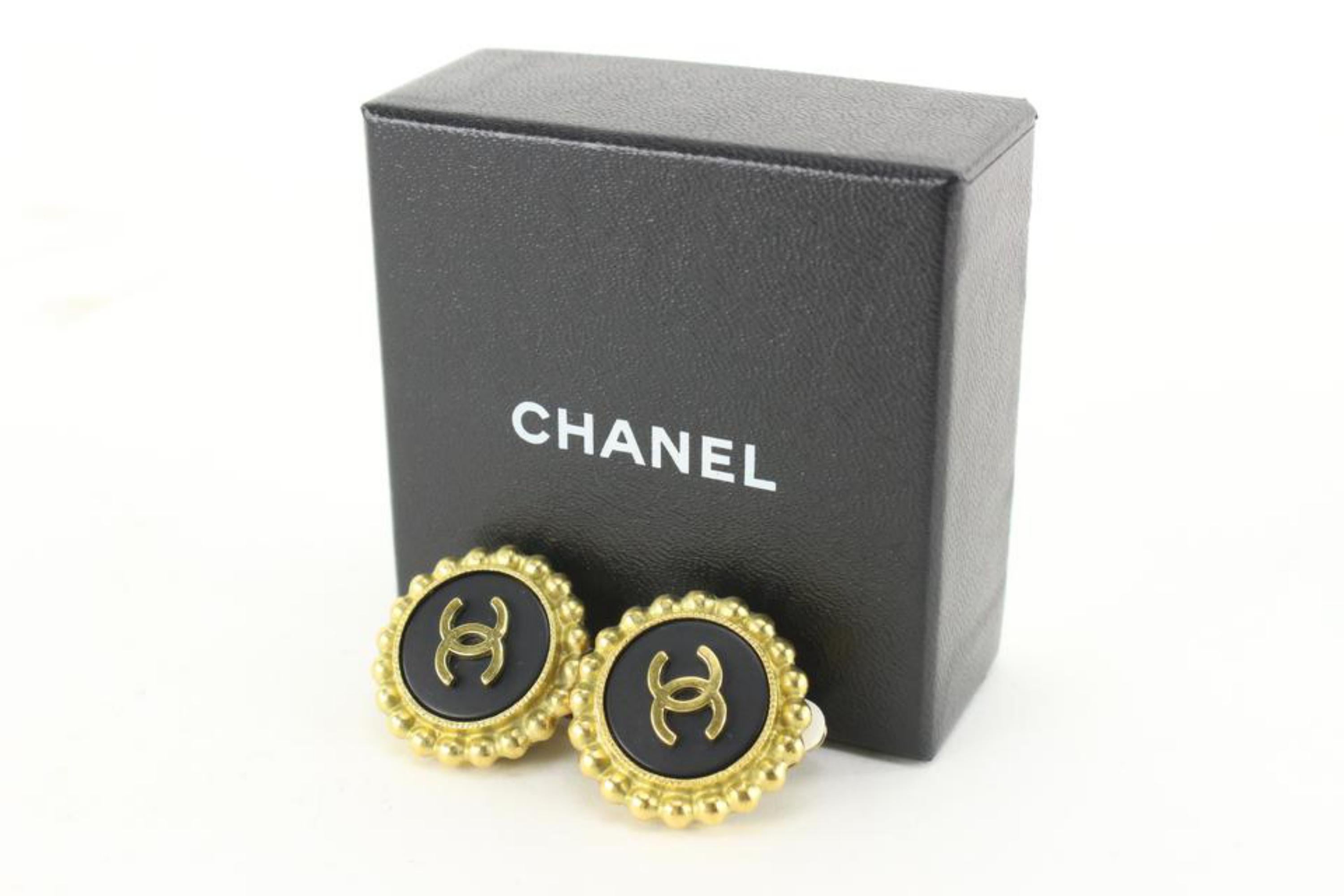 Chanel 95p Black x 24k Gold Plated CC Earrings68cc718s For Sale 7