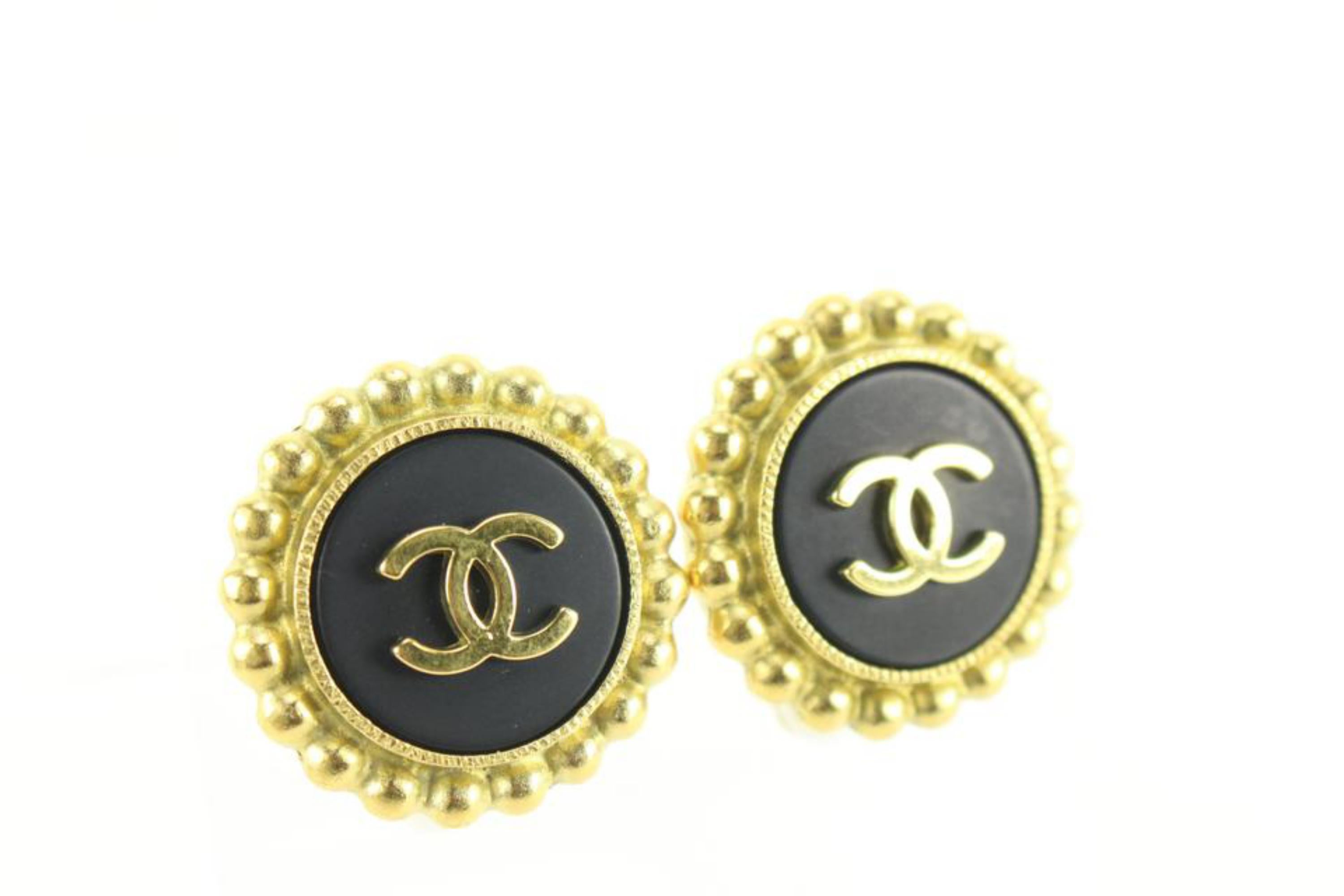 Beige Chanel 95p Black x 24k Gold Plated CC Earrings68cc718s For Sale