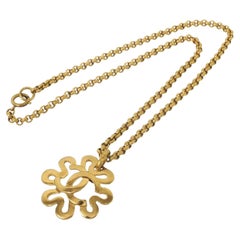 Chanel 95p Jumbo CC Logo Flower Pendant Gold Chain NEecklace 55cz614s