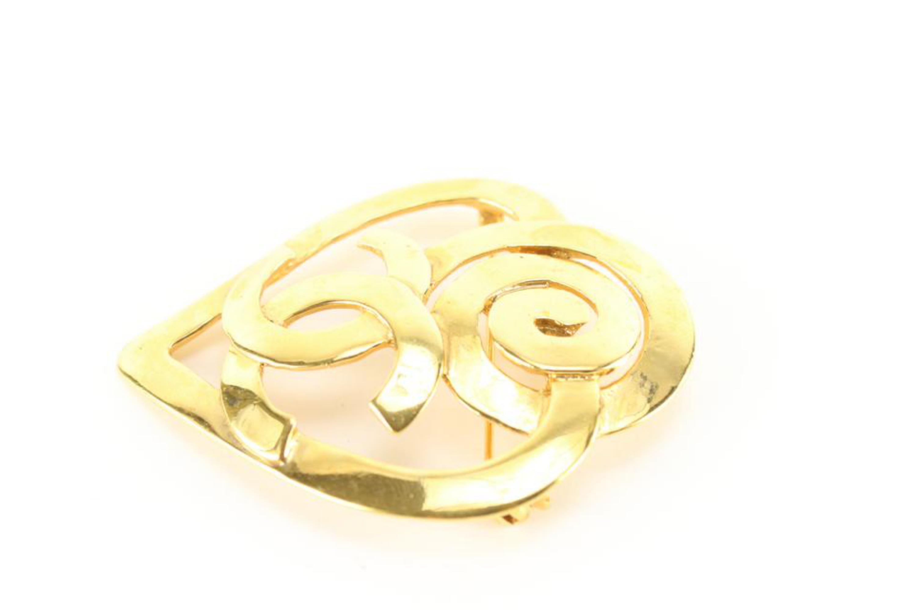 Chanel 95p Broche en forme de cœur spiralé avec épingle CC Corsage 29ck824s en vente 2