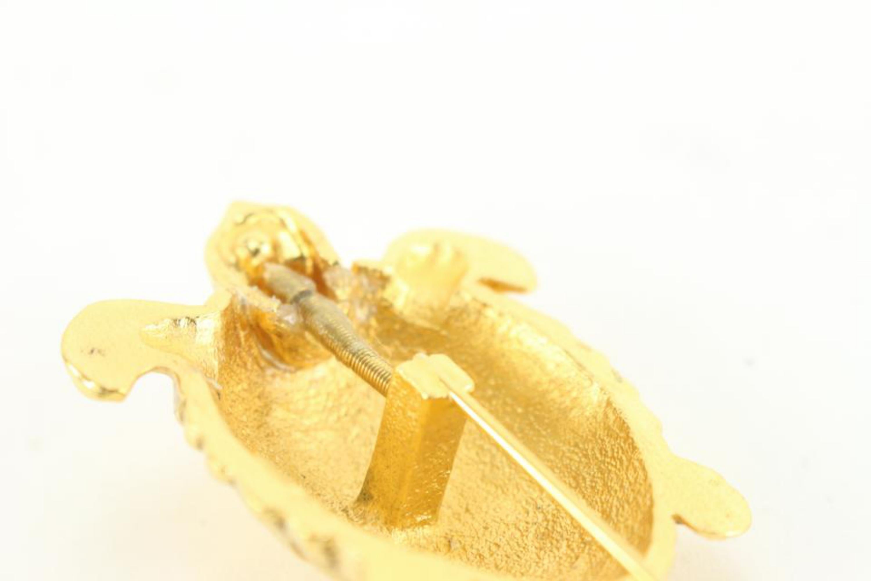 Chanel 96A A07672 Y02003 Gold Plated CC Turtle Pin Tortoise Brooch 22ck76s For Sale 4