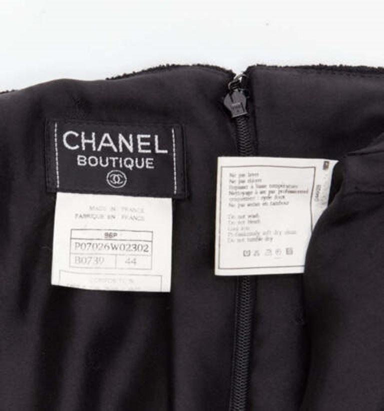 CHANEL 96A black wool tweed CC silver logo button pencil skirt FR44 XXL In Excellent Condition For Sale In Hong Kong, NT