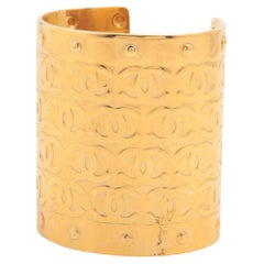 Chanel 96A Gold Plated Long Thick Cuff Bracelet 82cc615s