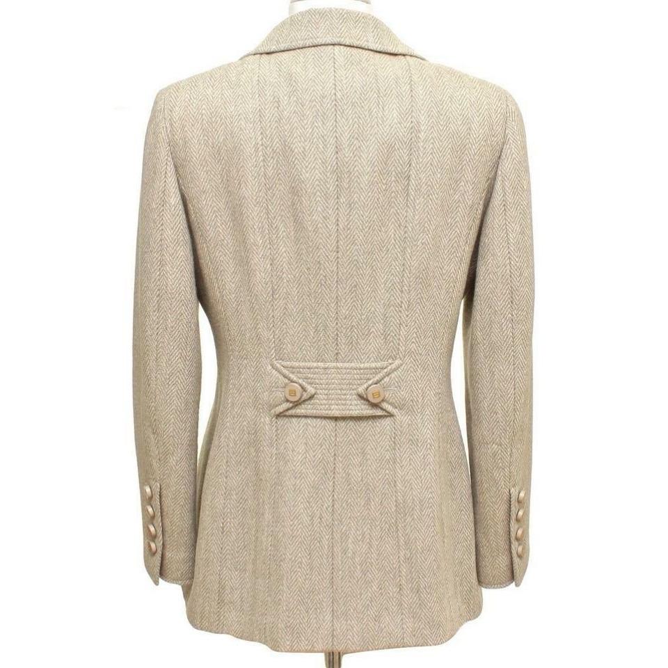 CHANEL Jacket Blazer Beige Wool Blend Gold HW Long Sleeve 36 Vintage 96A In Excellent Condition For Sale In Hollywood, FL