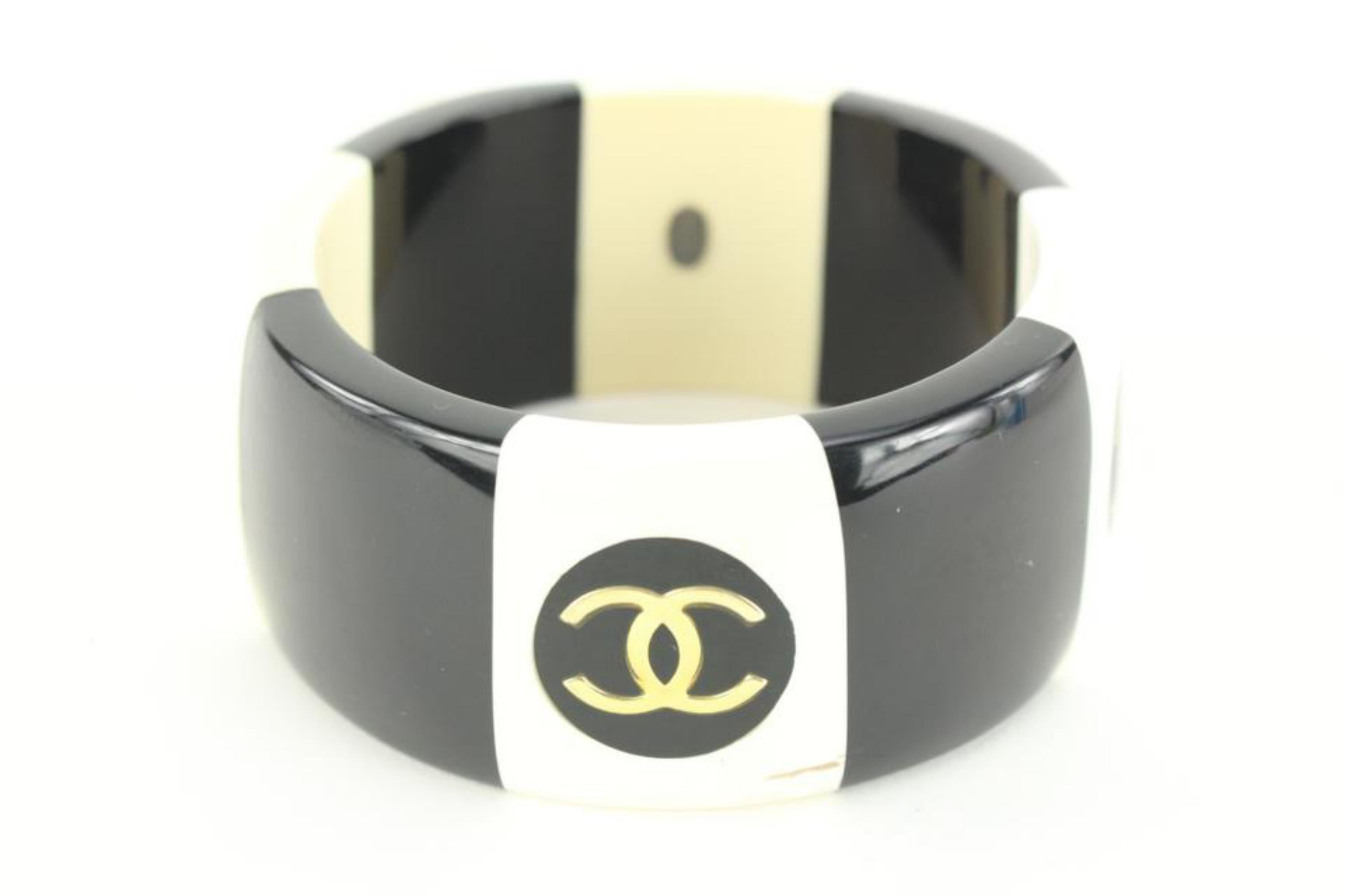 Chanel 96P Black x Ivory Coco Button CC Wide Cuff Bracelet Bangle 77cz615s For Sale 3